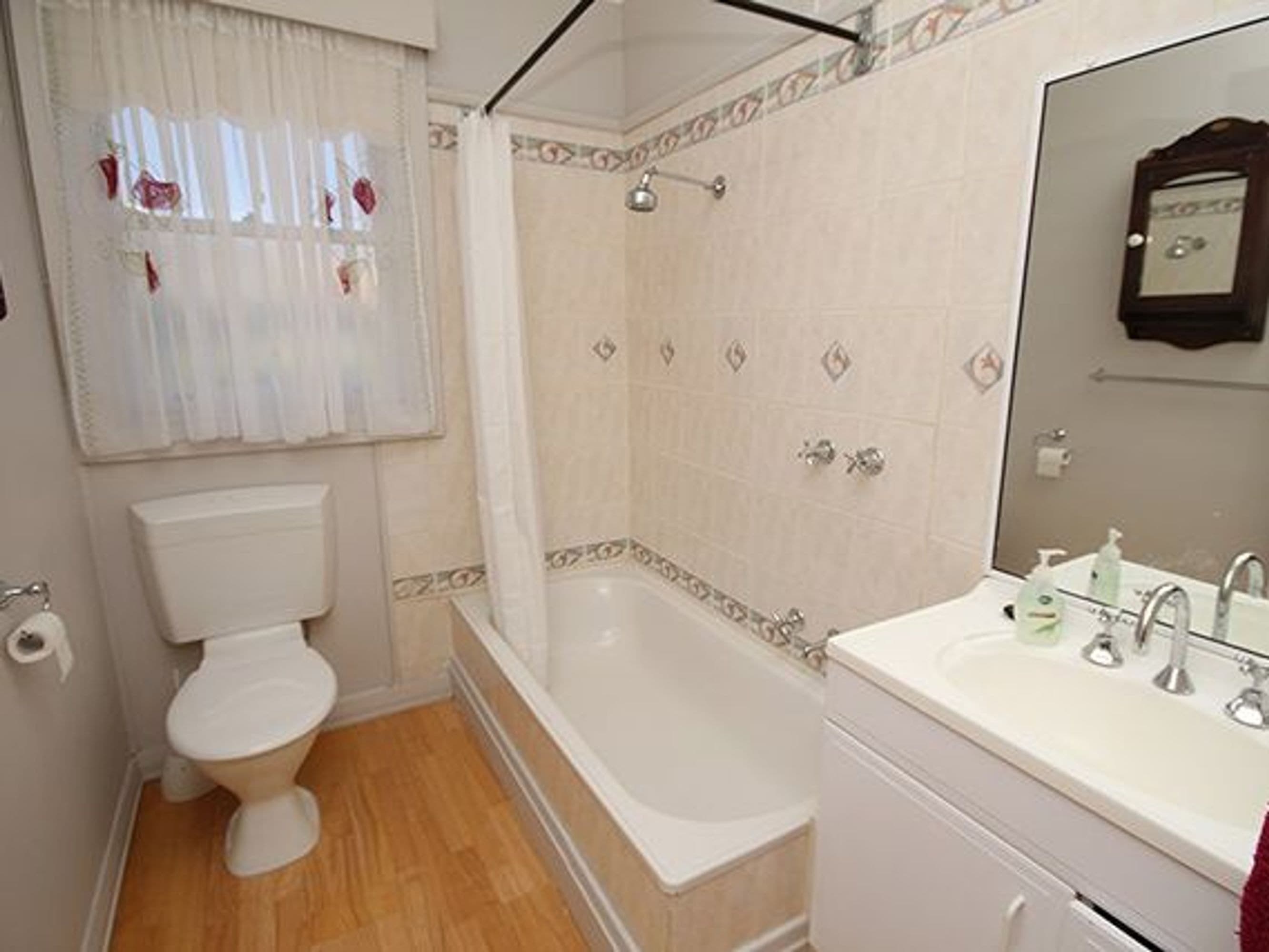 17 George Street, Horsham, VIC 3400, Horsham - Thumbnail 6