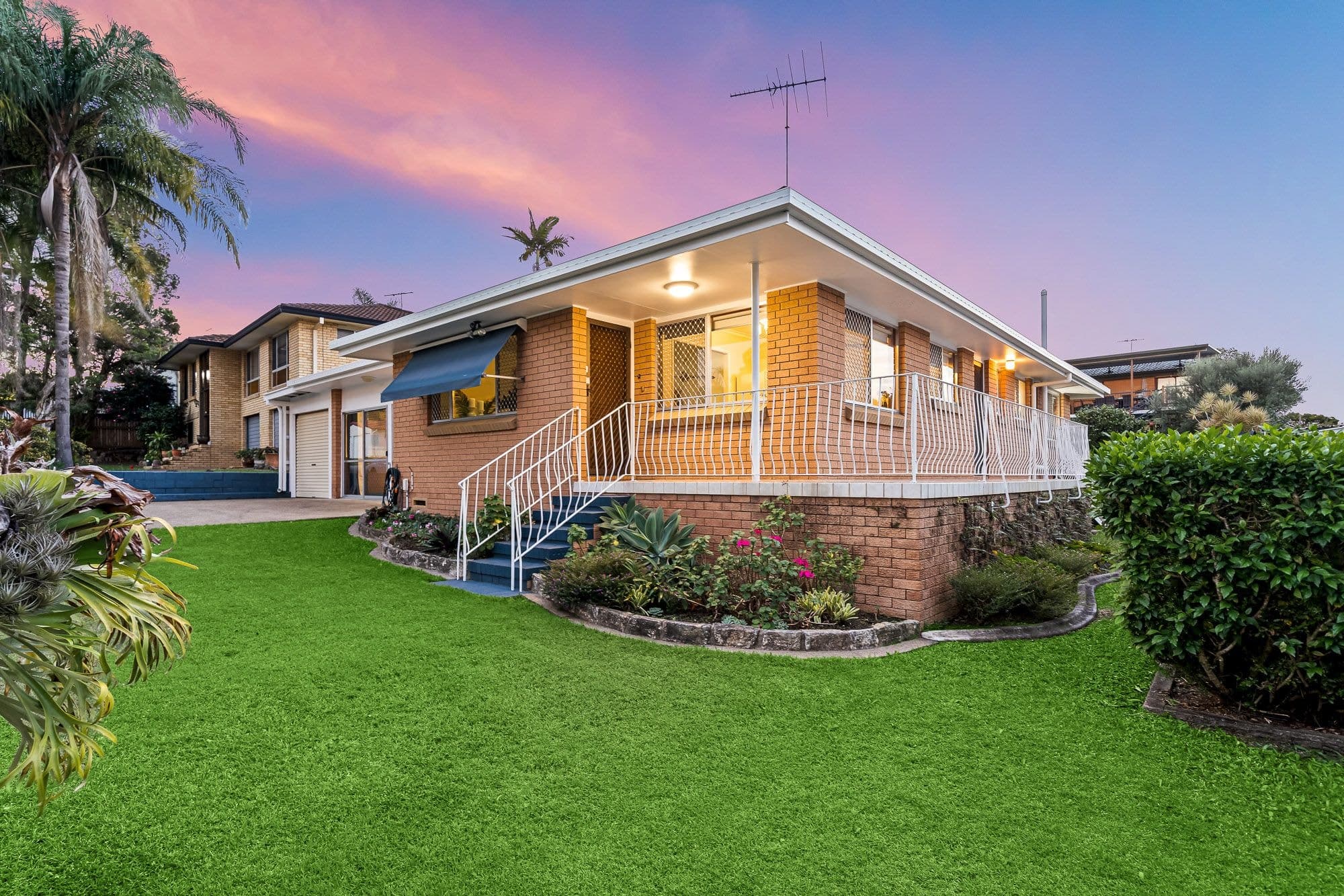 121 Greenmeadow Road, Mansfield QLD 4122, Mansfield - Image 1