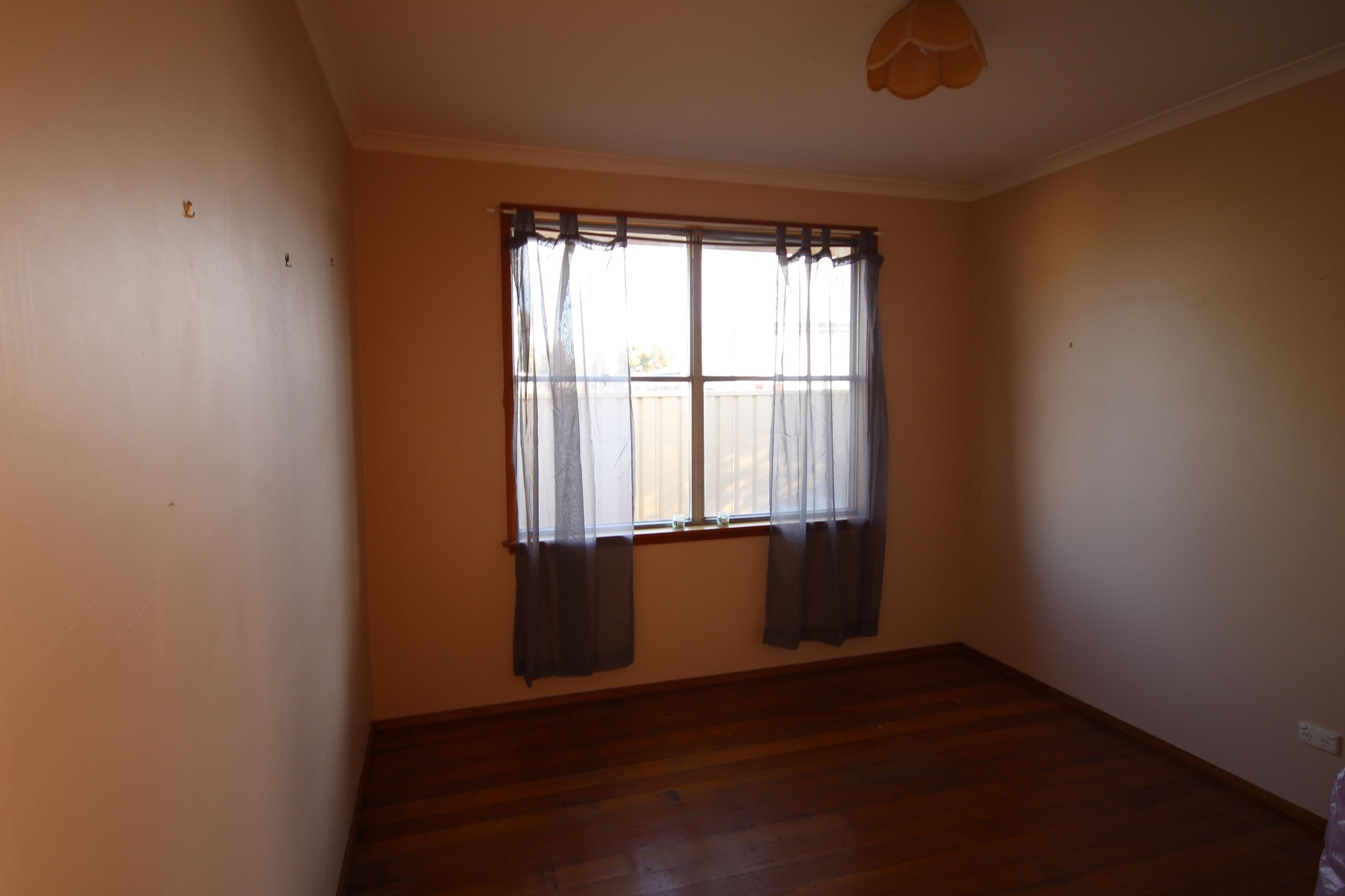 2 Bleakley Street, Horsham VIC 3400, Horsham - Thumbnail 4
