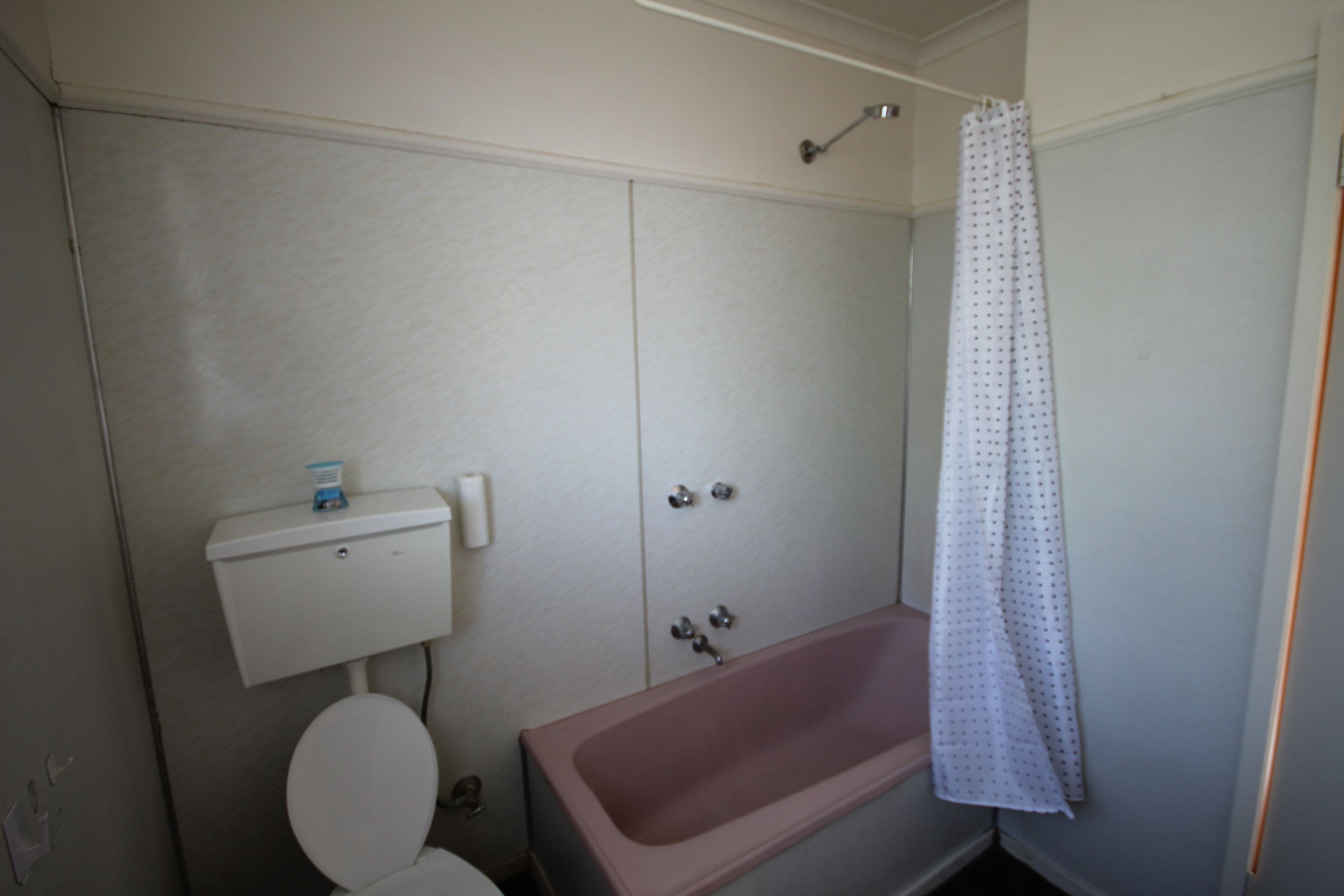 2 Bleakley Street, Horsham VIC 3400, Horsham - Thumbnail 8