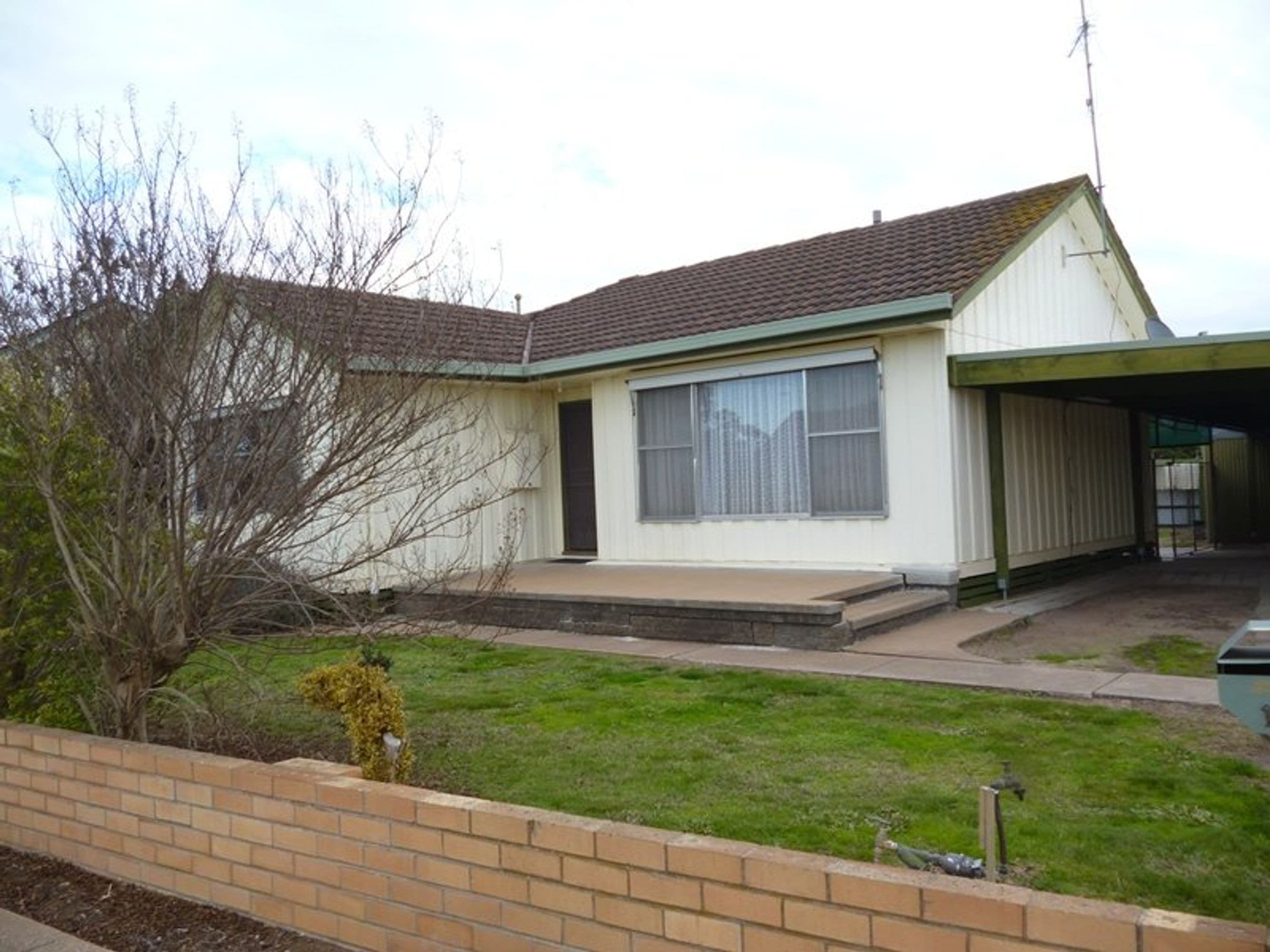 17 Hennessey Street, Horsham VIC 3400, Horsham - Image 1