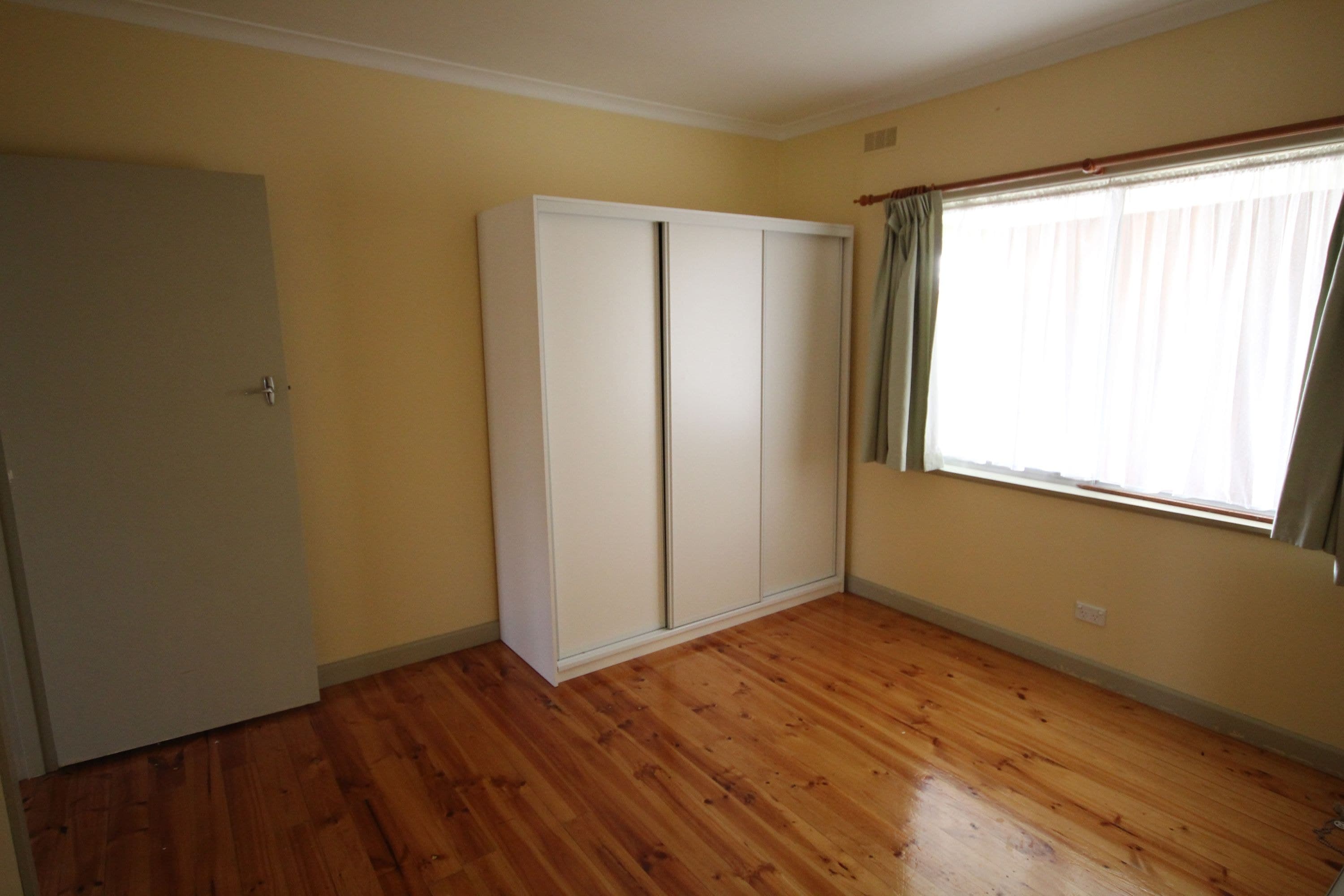 11 Glancy Street, Horsham VIC 3400, Horsham - Thumbnail 8