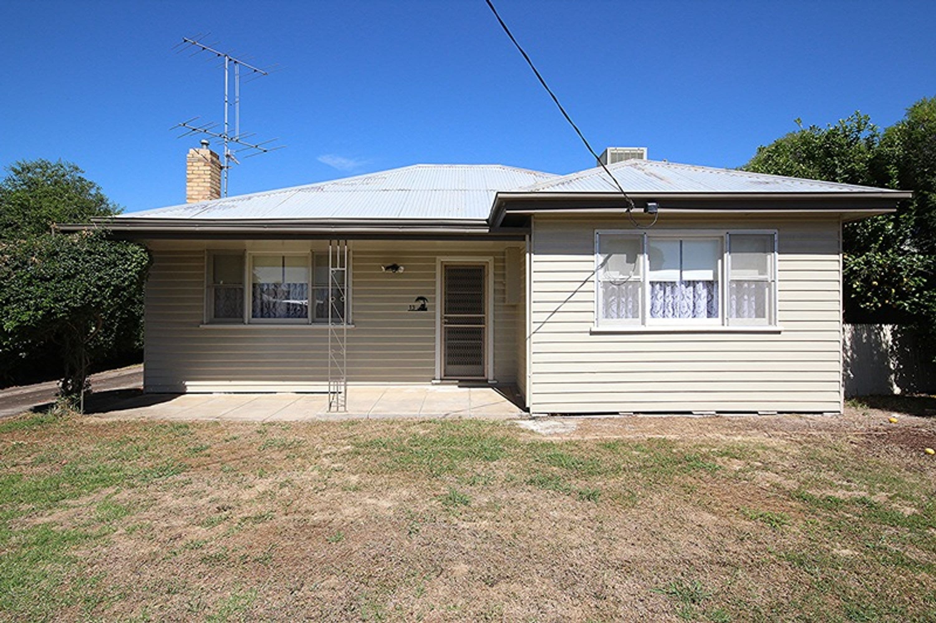 13 Cecil Street, Horsham VIC 3400, Horsham - Image 1