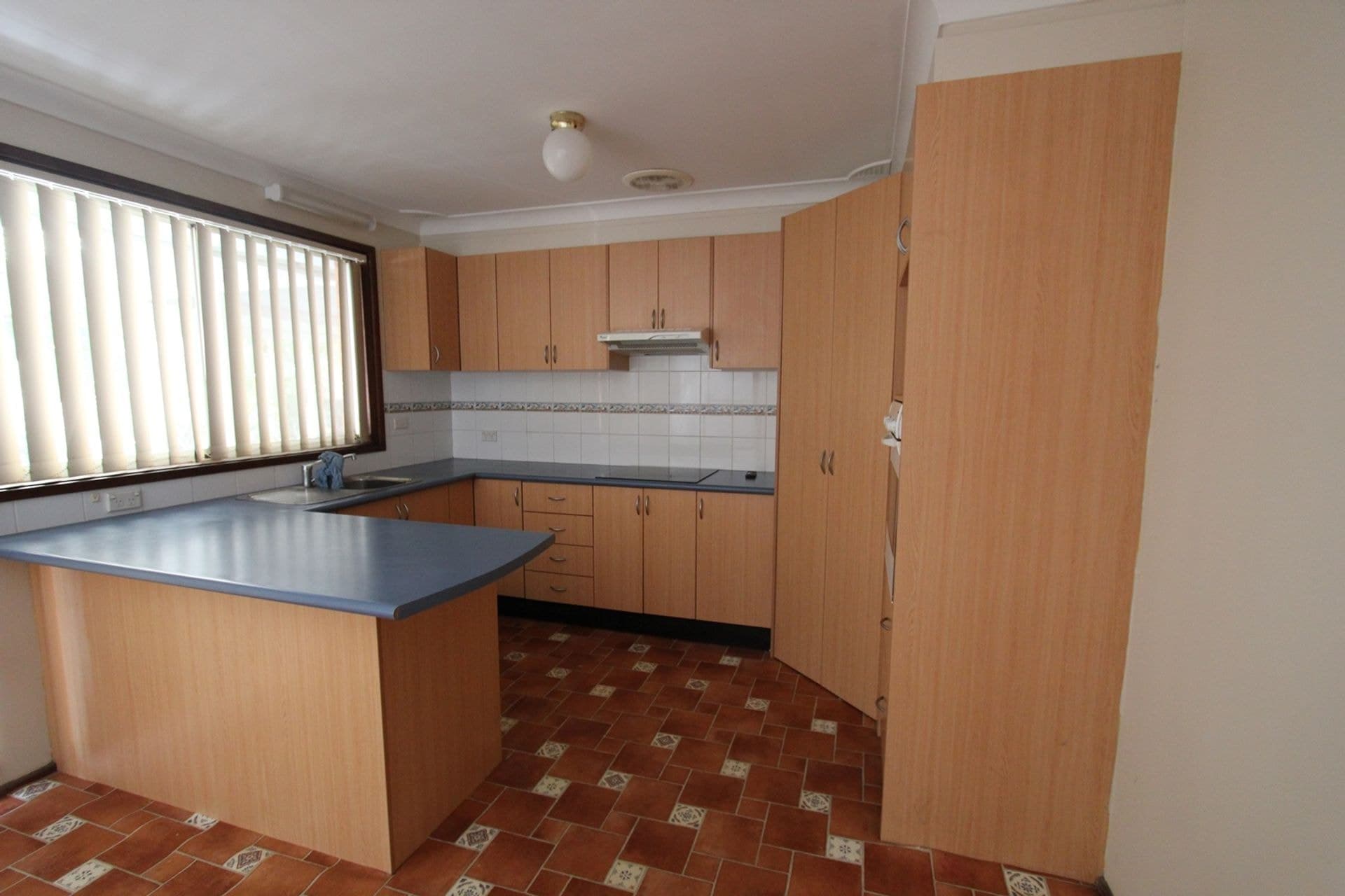 56 Bungarra Crescent, Chipping Norton, NSW, 2170, Chipping Norton - Thumbnail 2