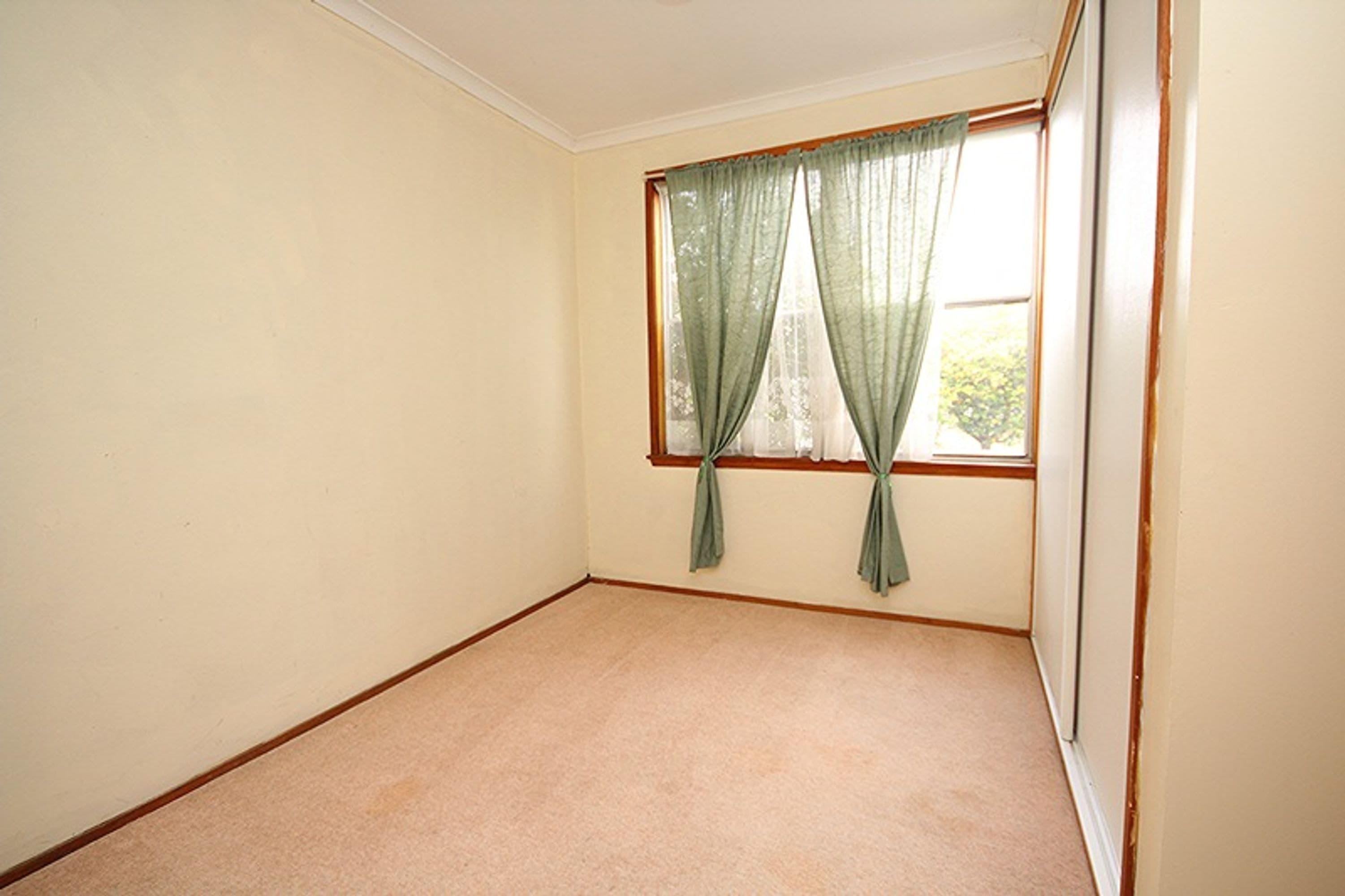 8 Watts Street, Horsham VIC 3400, Horsham - Thumbnail 4