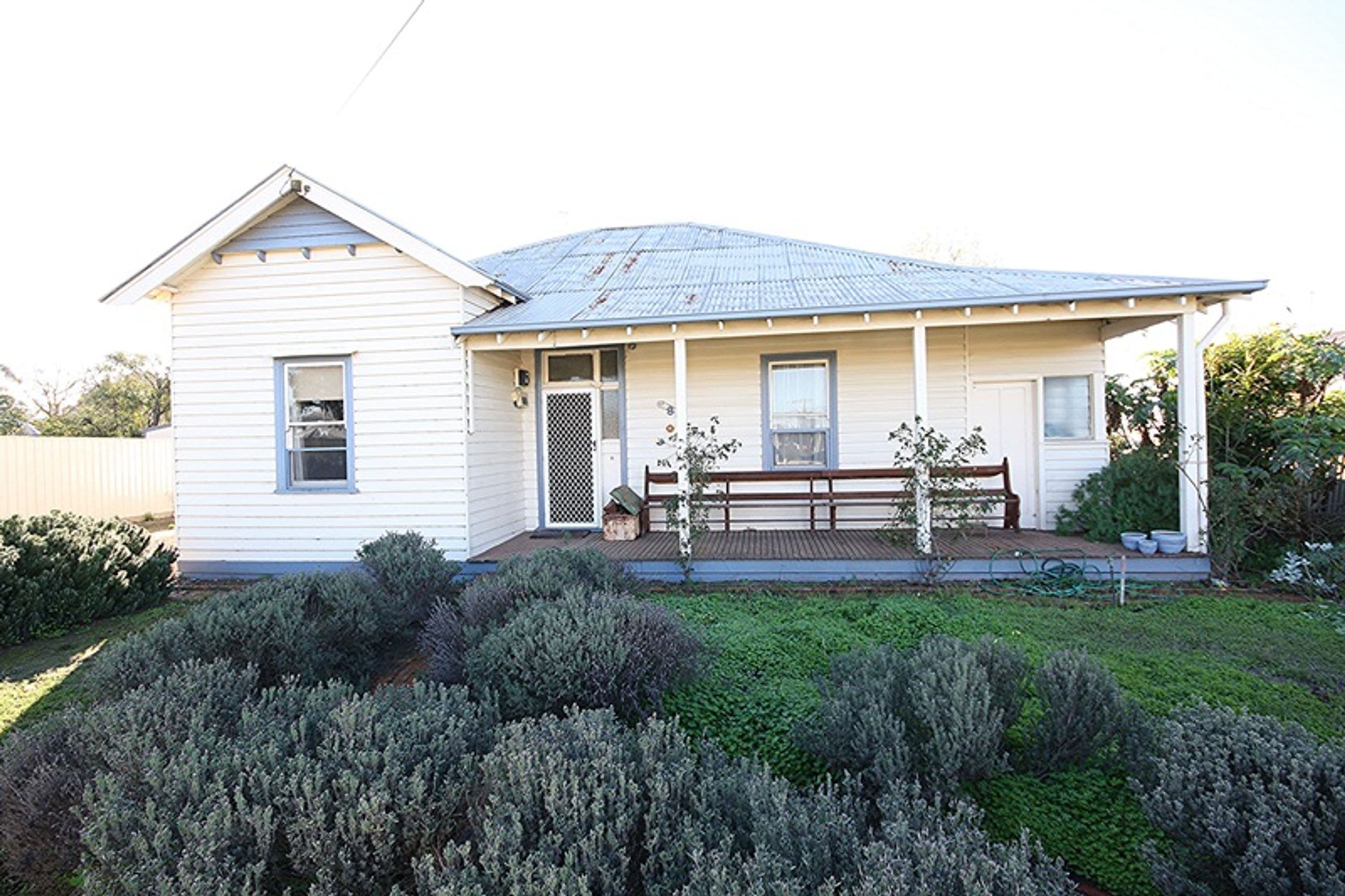 8 Wilmoth Avenue, Horsham VIC 3400, Horsham - Image 1