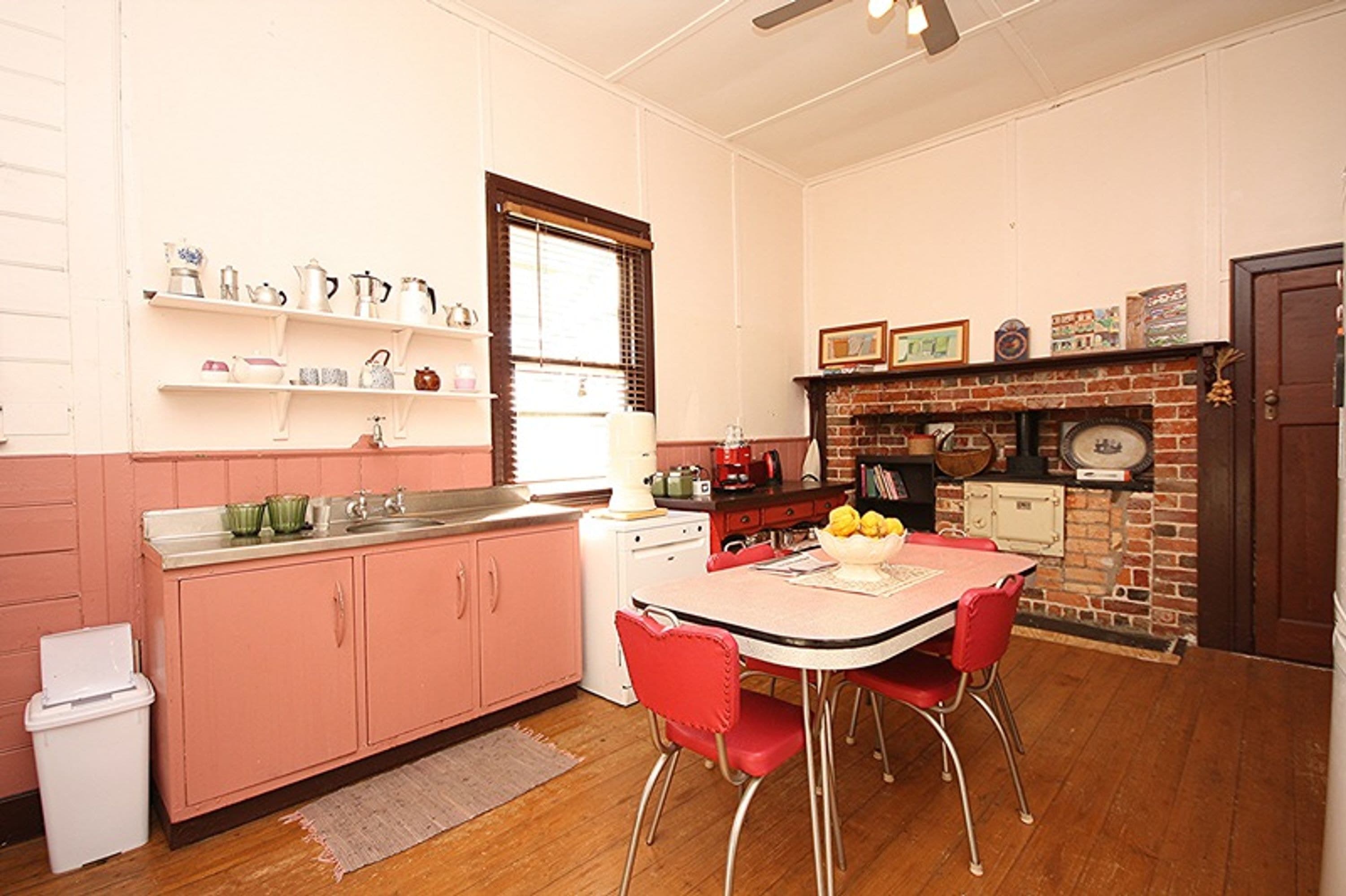 8 Wilmoth Avenue, Horsham VIC 3400, Horsham - Thumbnail 2