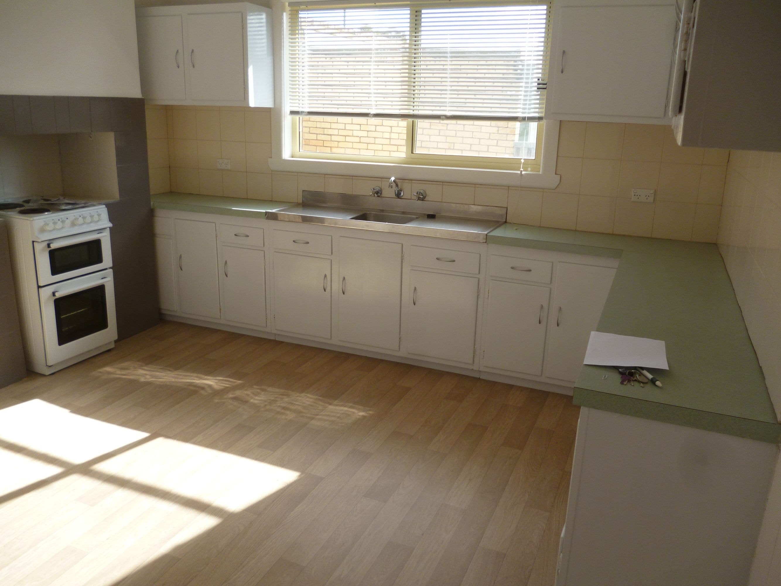 2 Urquhart Street, Horsham VIC 3400, Horsham - Thumbnail 2