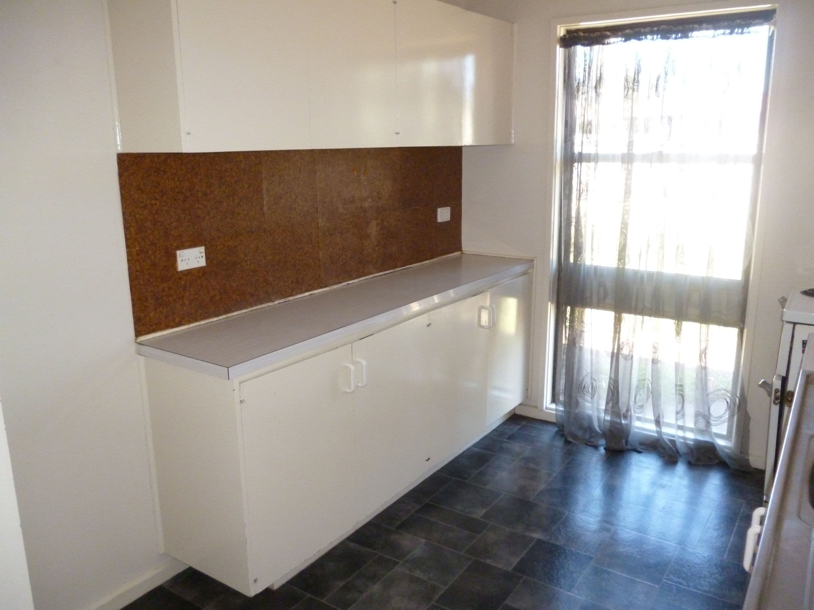 4 Calder Court, Horsham VIC 3400, Horsham - Thumbnail 2
