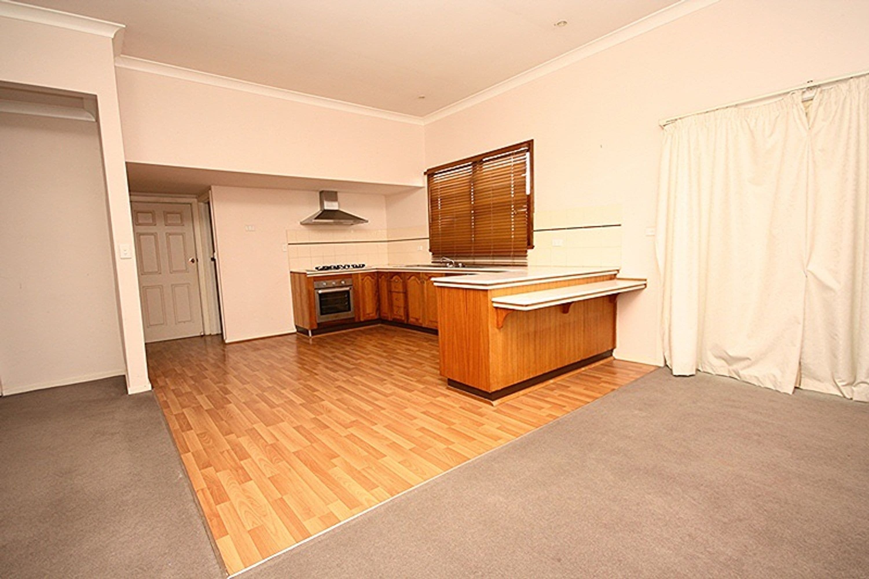 71 McPherson Street, Horsham VIC 3400, Horsham - Thumbnail 3