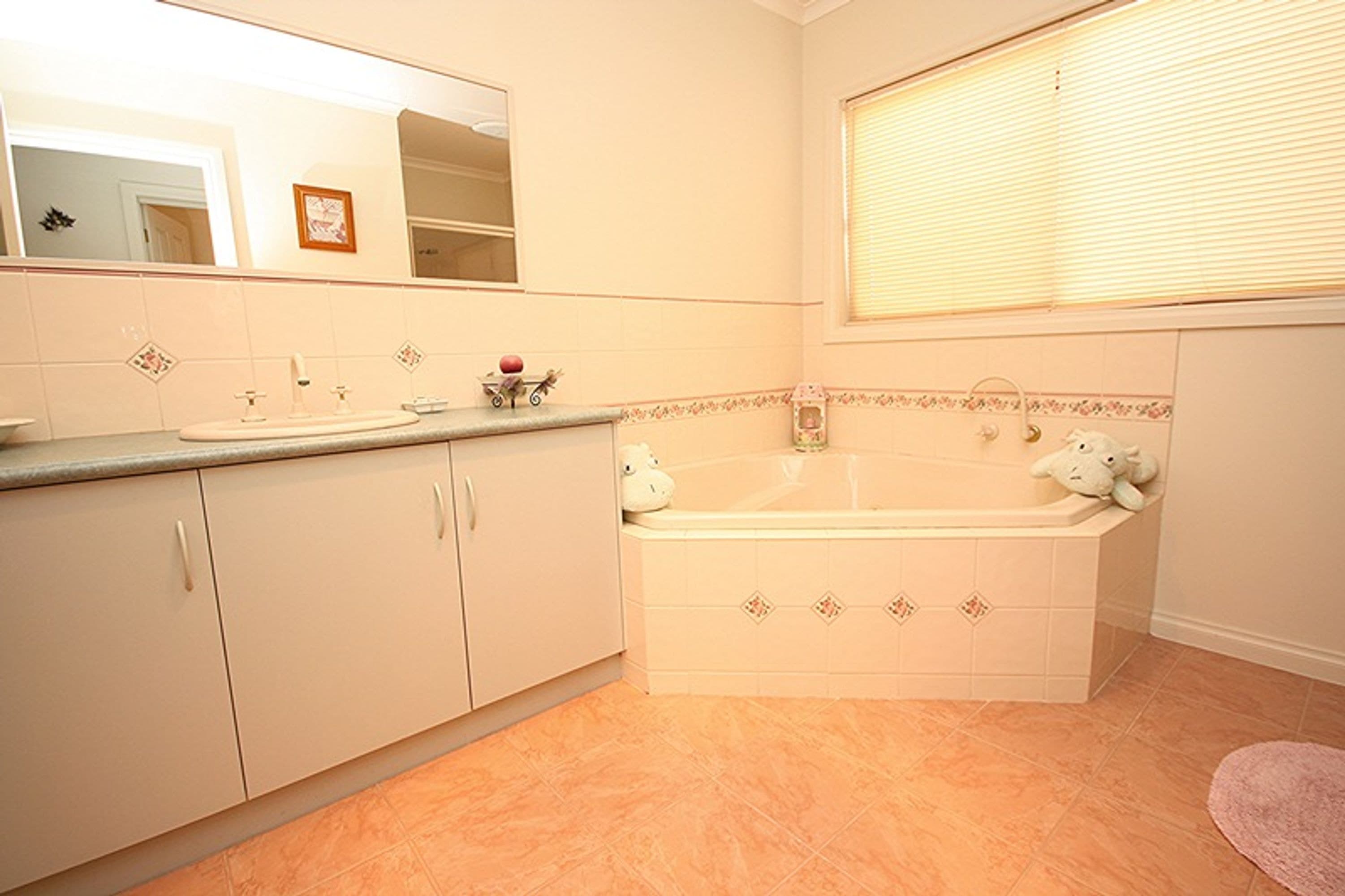 25 De Castella Drive, Horsham VIC 3400, Horsham - Thumbnail 5