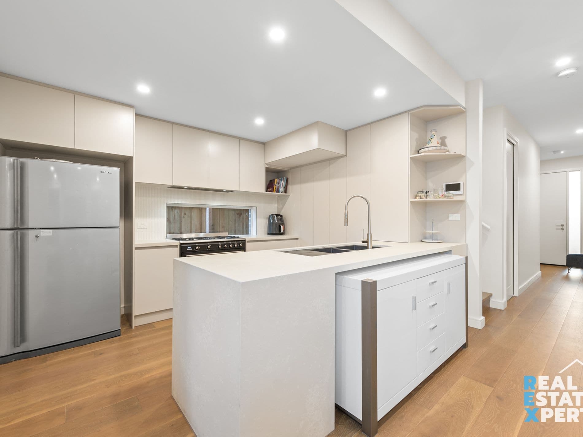 3 / 16 Manuka Road, Berwick, Berwick - Thumbnail 5
