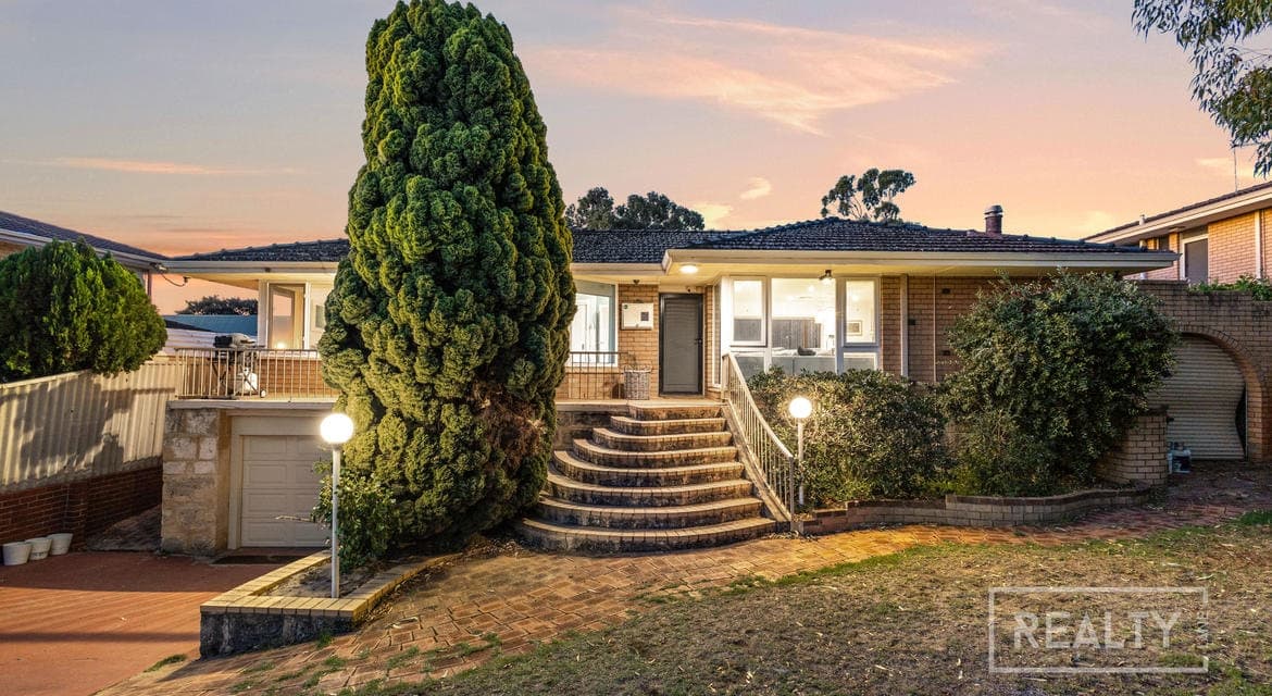 4 Rockliff Avenue, Karrinyup 6018, Karrinyup - Thumbnail 3