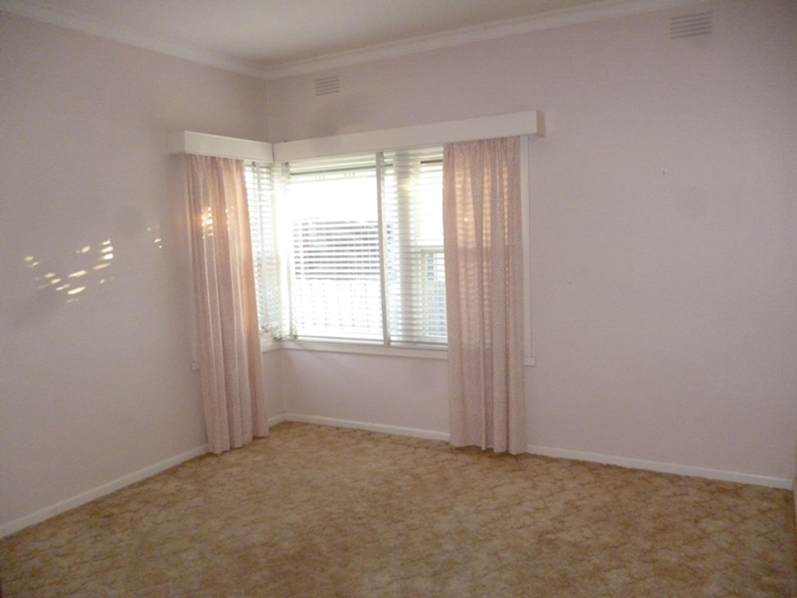 5 Lewis Street, Horsham, VIC 3400, Horsham - Thumbnail 5