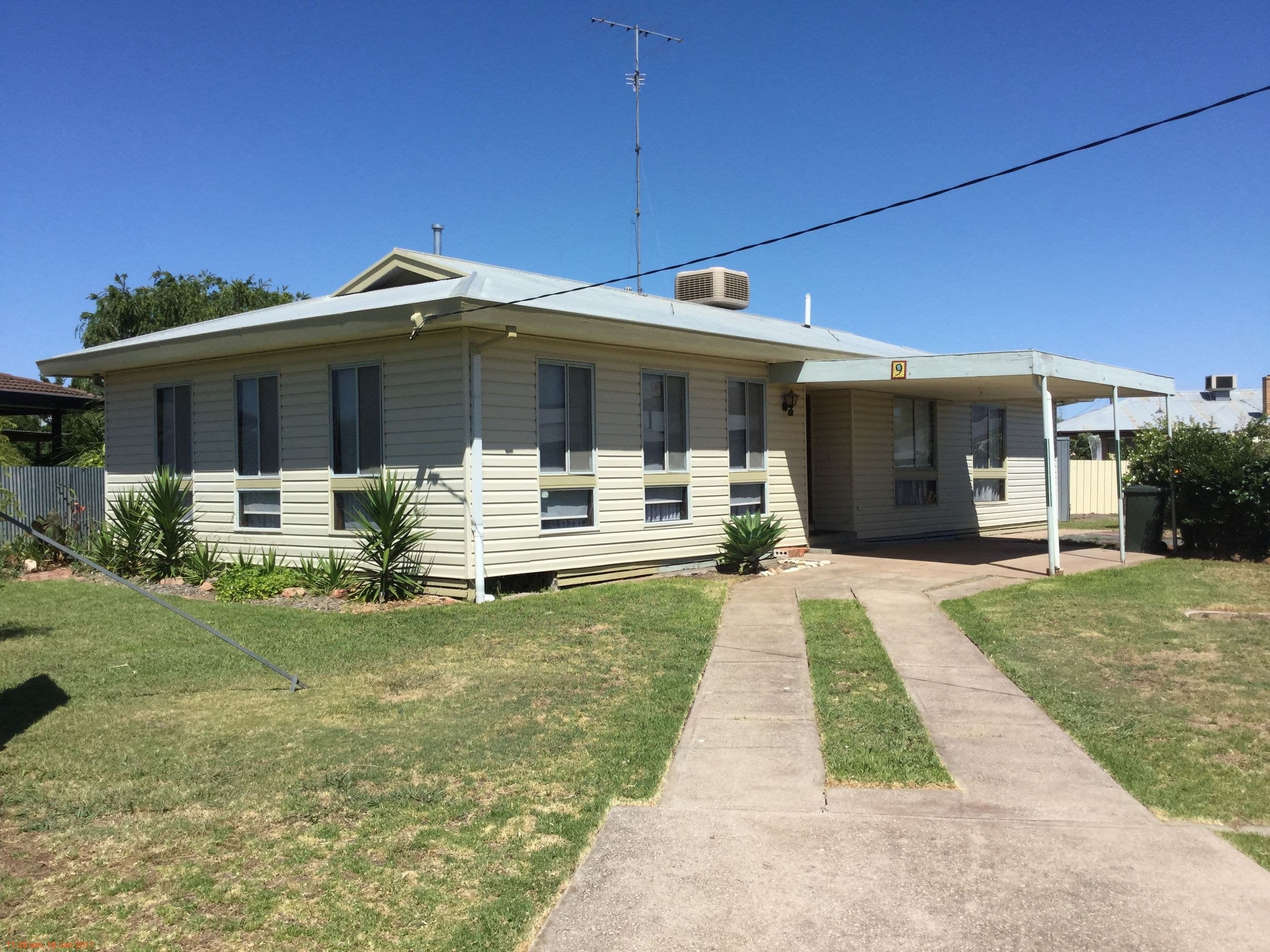 9 Queen Street, Horsham VIC 3400, Horsham - Image 1