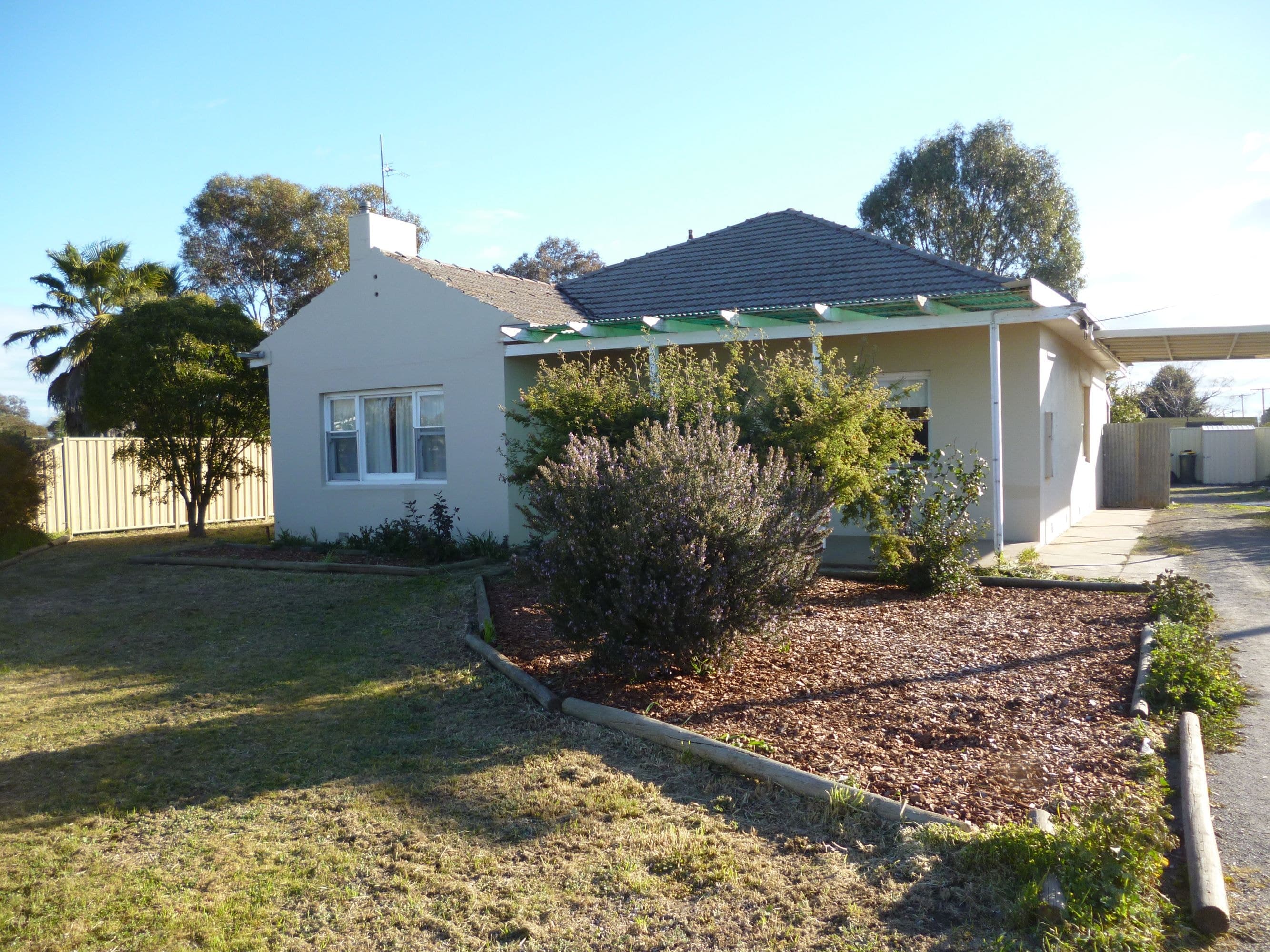 4 Palm Avenue, Horsham VIC 3400, Horsham - Image 1