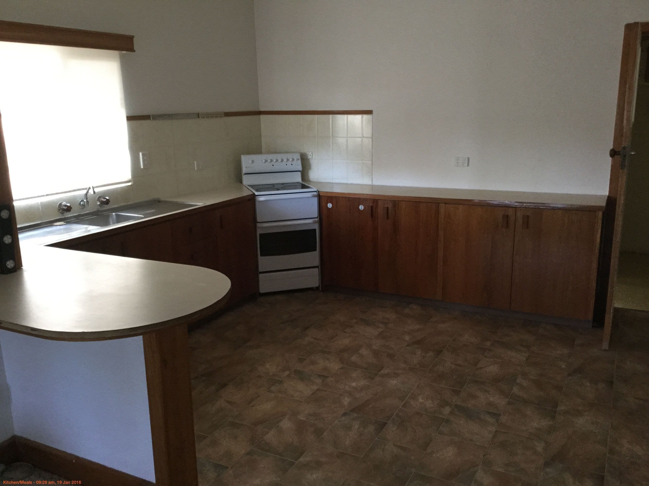 34 Williams Road, Horsham VIC 3400, Horsham - Thumbnail 2