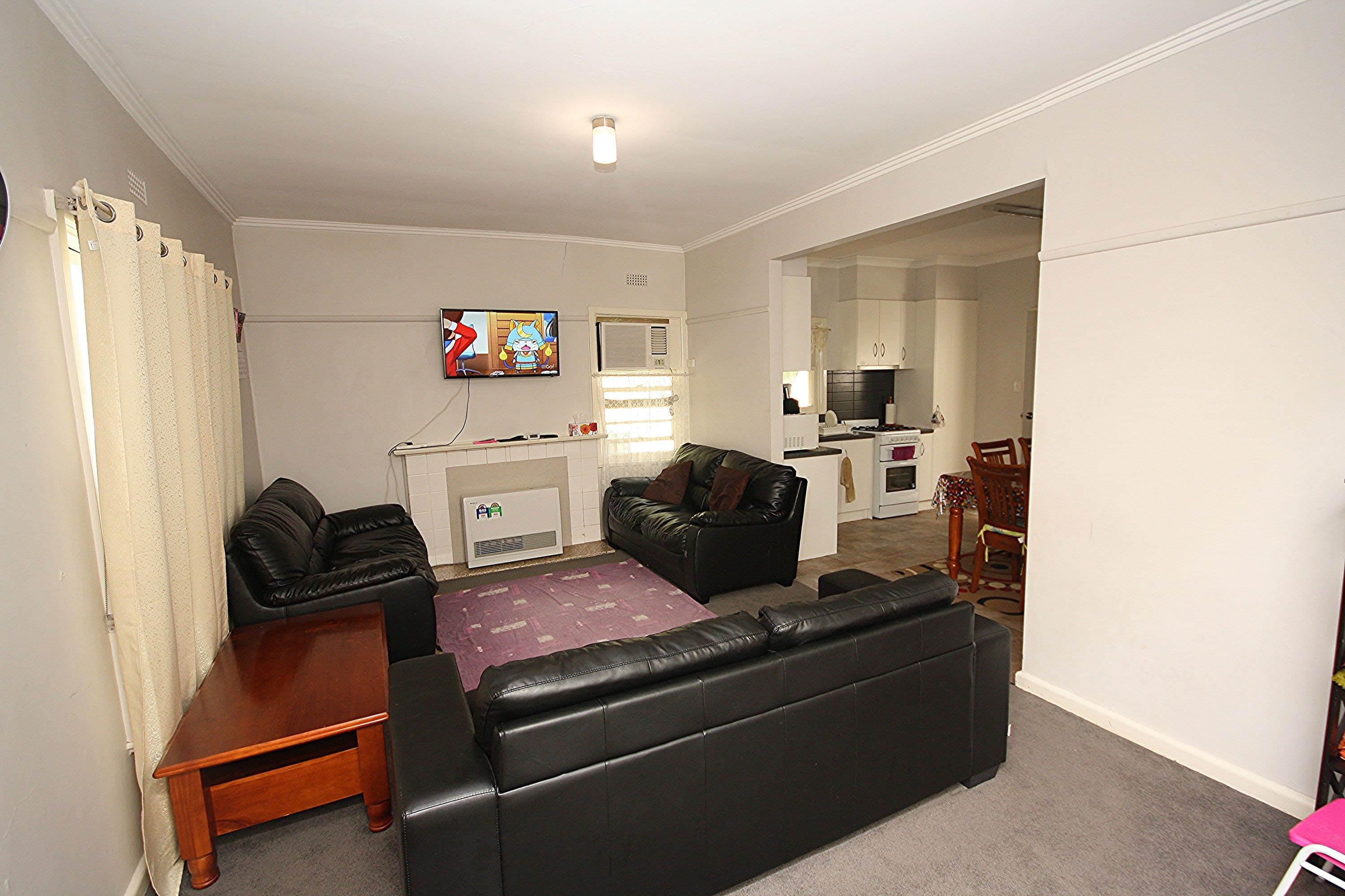 21 Philip Street, Horsham, VIC 3400, Horsham - Thumbnail 2