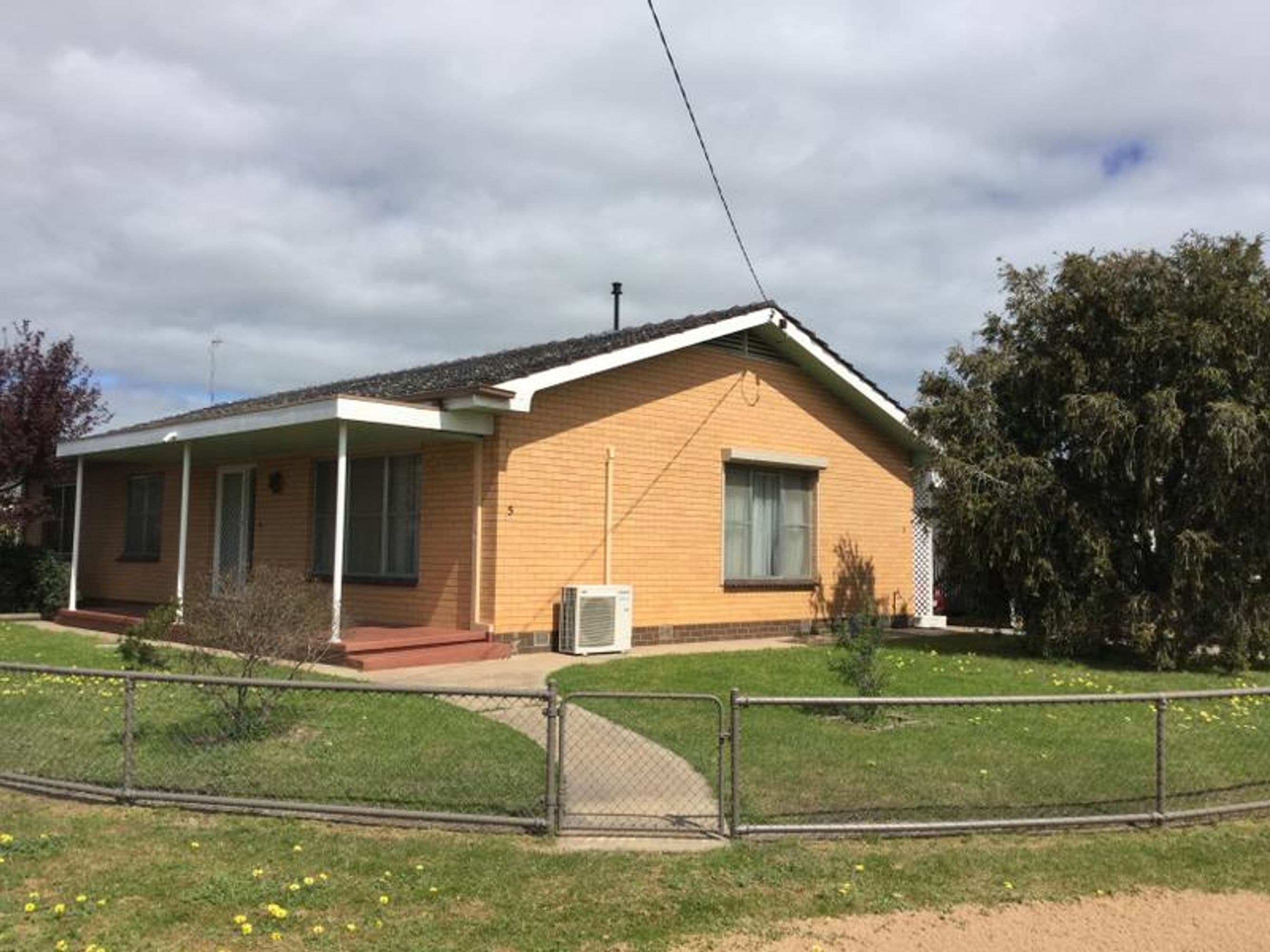 5 Laurel Street, Horsham VIC 3400, Horsham - Image 1