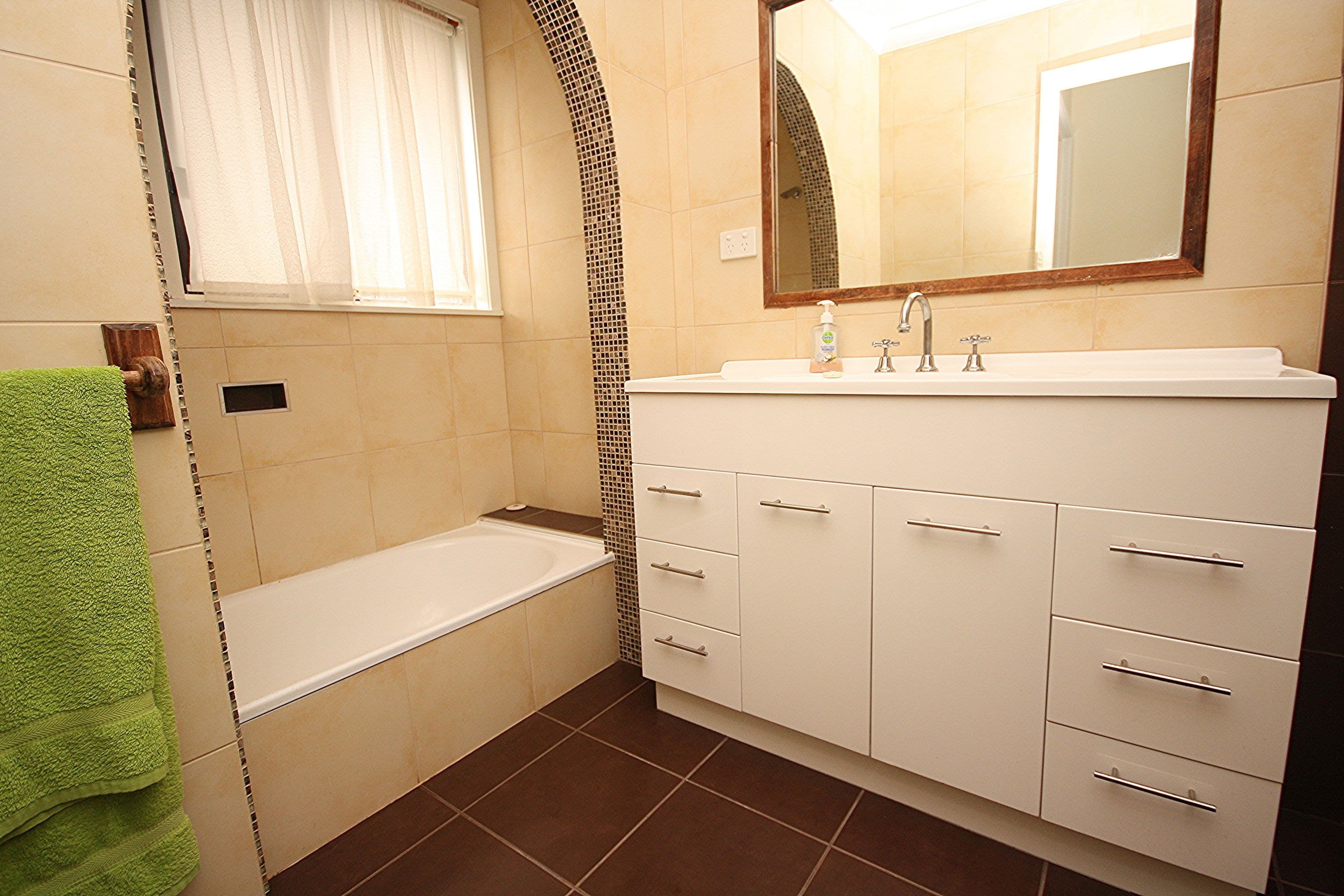 11 Dougherty Street, Horsham VIC 3400, Horsham - Thumbnail 6