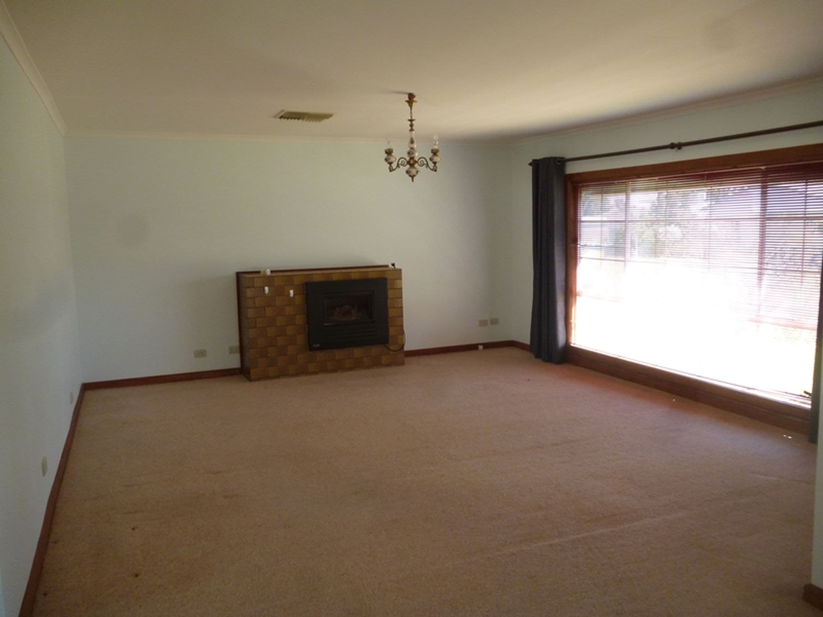 43 Gardenia Street, Horsham VIC 3400, Horsham - Thumbnail 3
