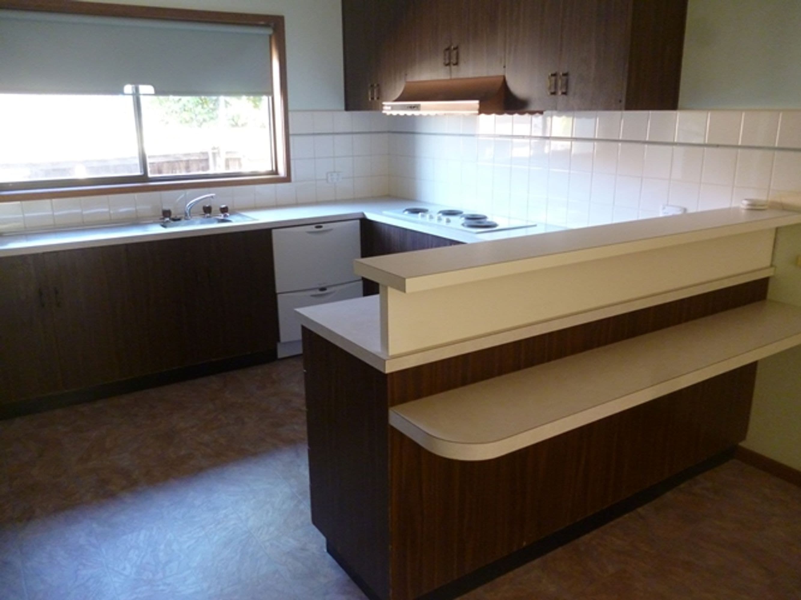 4 Schwarz Avenue, Horsham VIC 3400, Horsham - Thumbnail 2