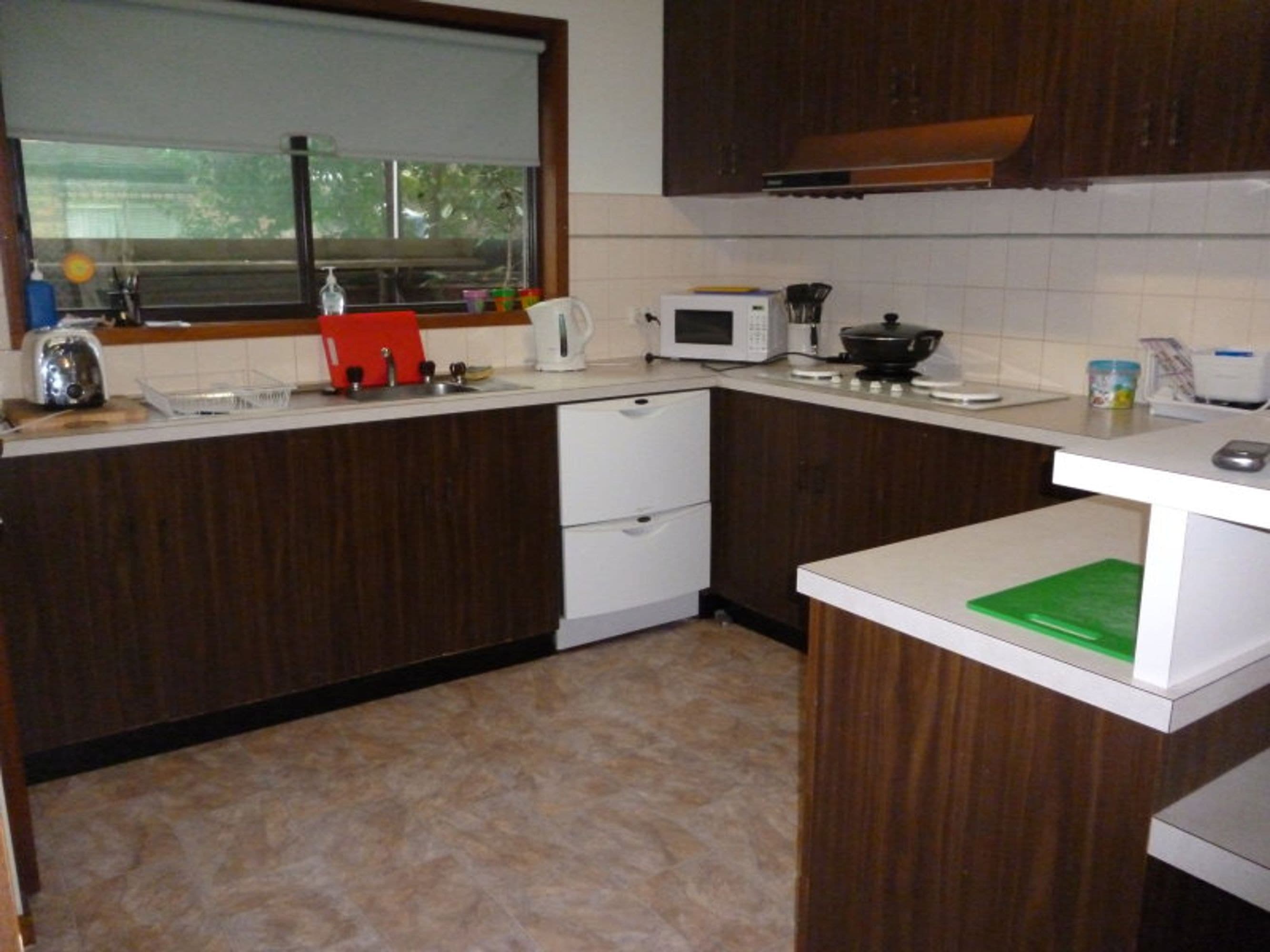 4 Schwarz Avenue, Horsham VIC 3400, Horsham - Thumbnail 2