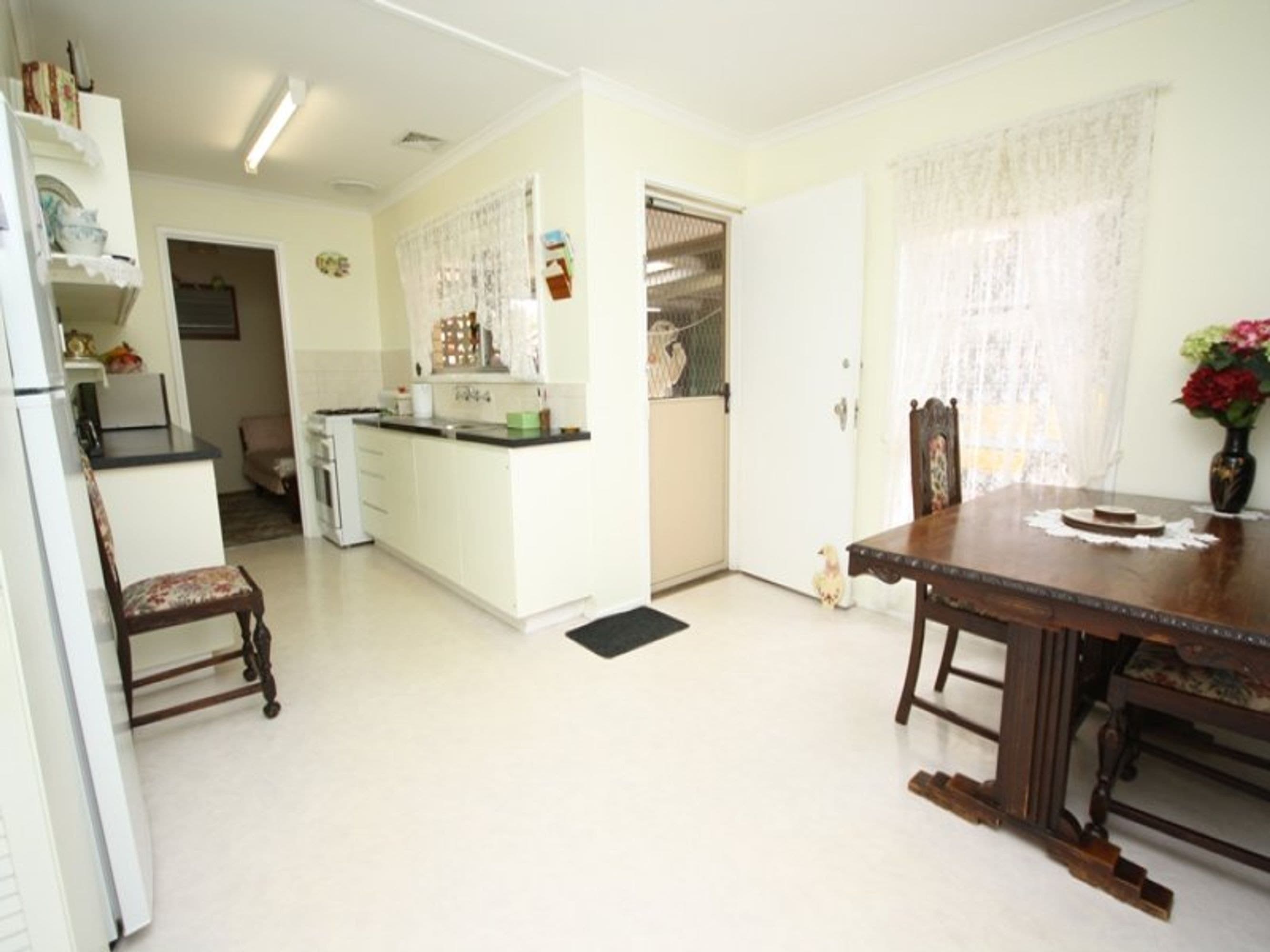 5 Forsyth Avenue, Horsham VIC 3401, Horsham - Thumbnail 3