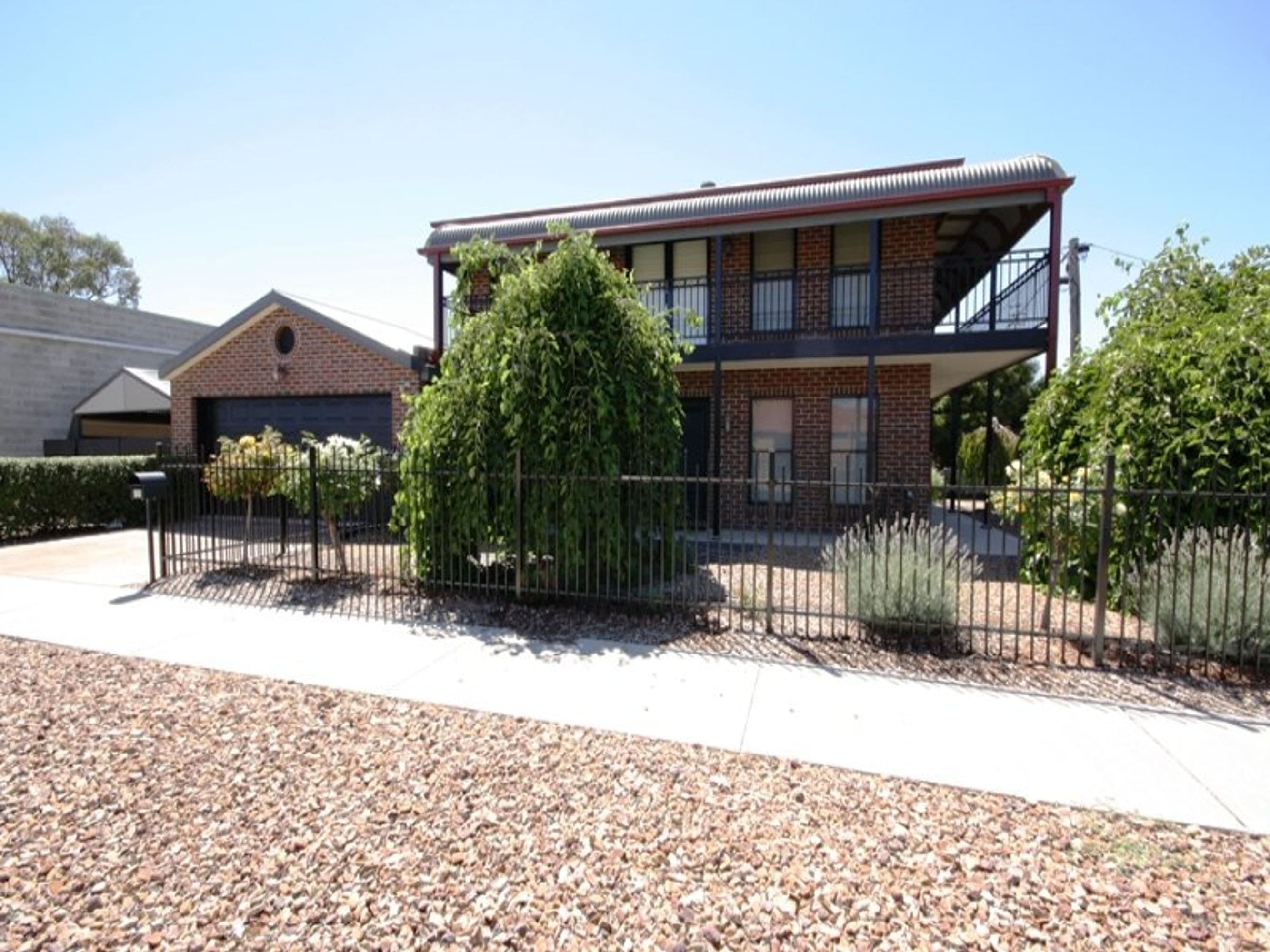 1 Madden Street, Horsham VIC 3400, Horsham - Image 1