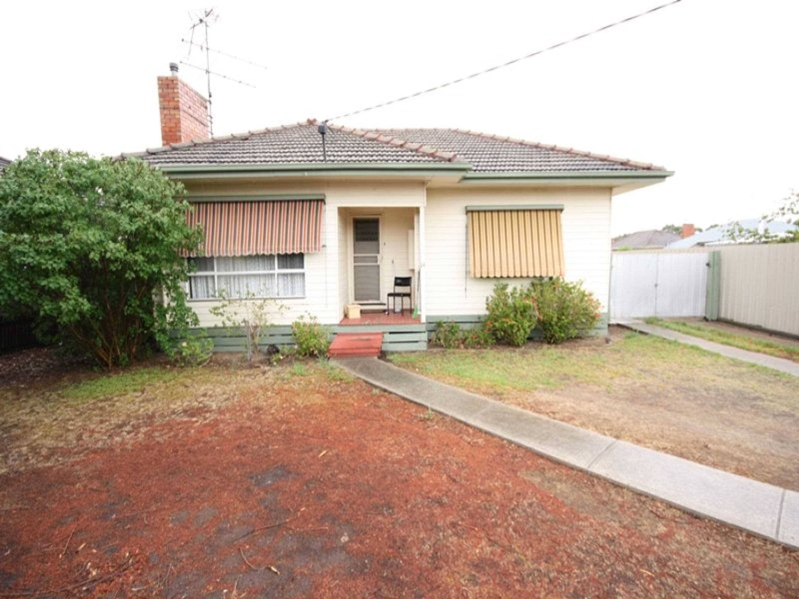 14 Philip Street, Horsham VIC 3400, Horsham - Image 1