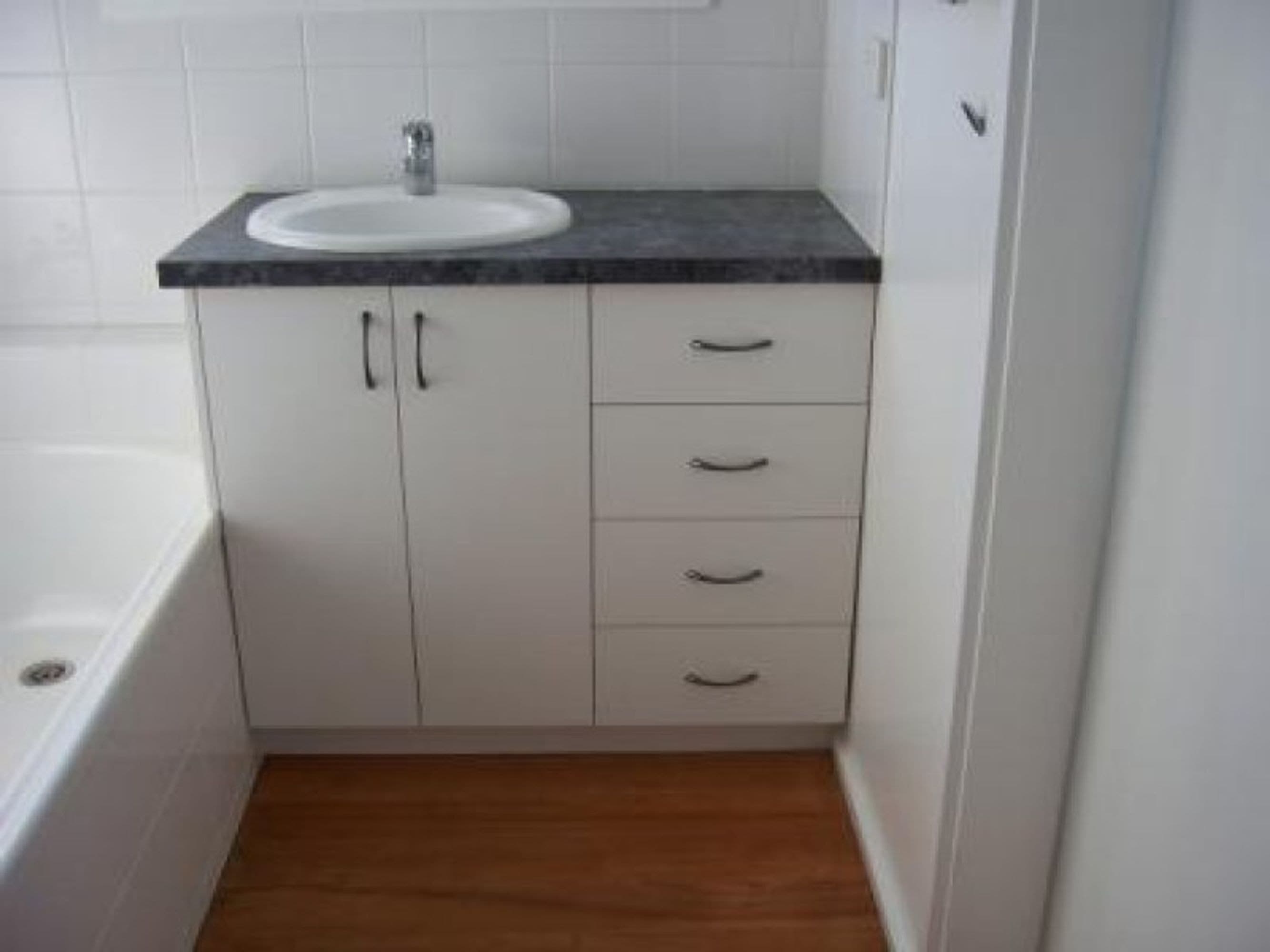 24 Forsyth Avenue, Horsham, VIC 3400, Horsham - Thumbnail 3