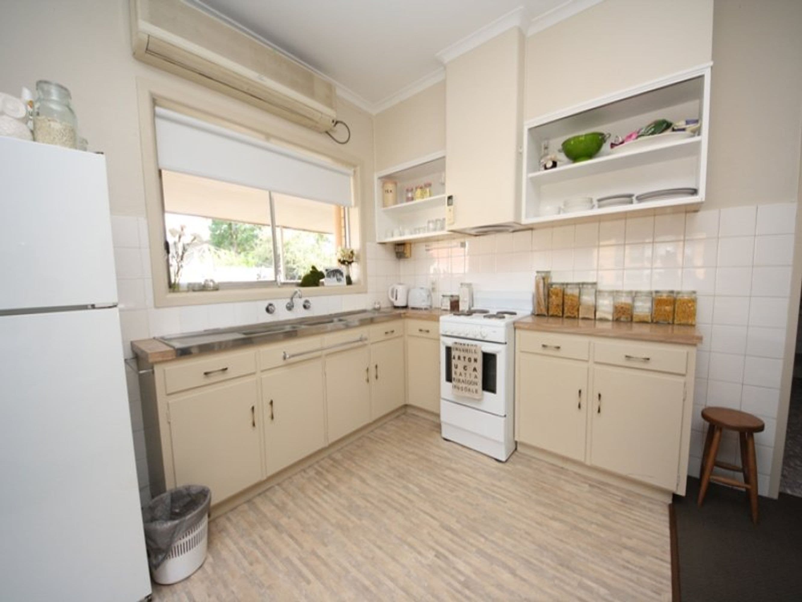 3/5 Wilson Street, Horsham VIC 3400, Horsham - Thumbnail 2