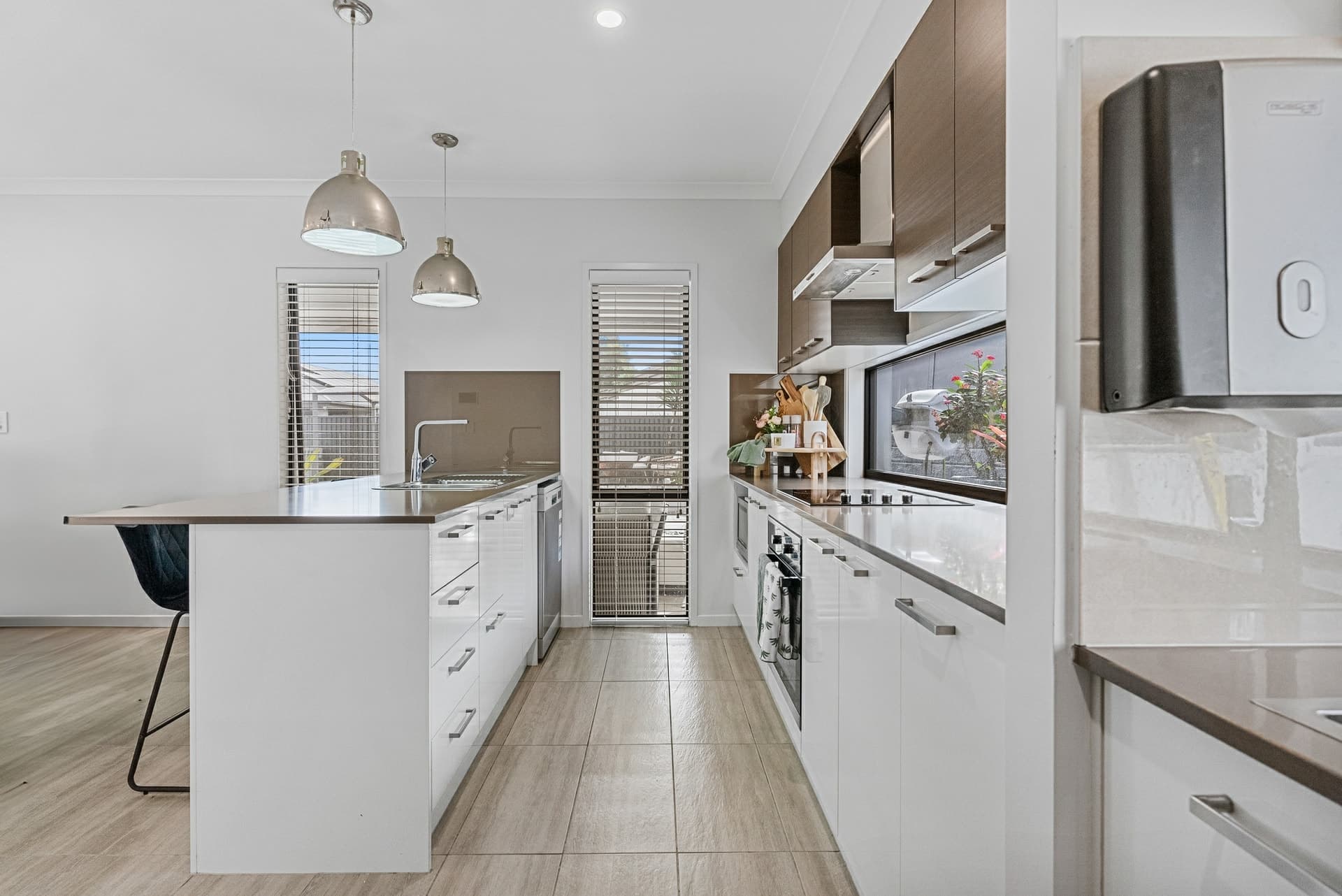 21 Looby Crescent Pimpama QLD, Pimpama - Thumbnail 4