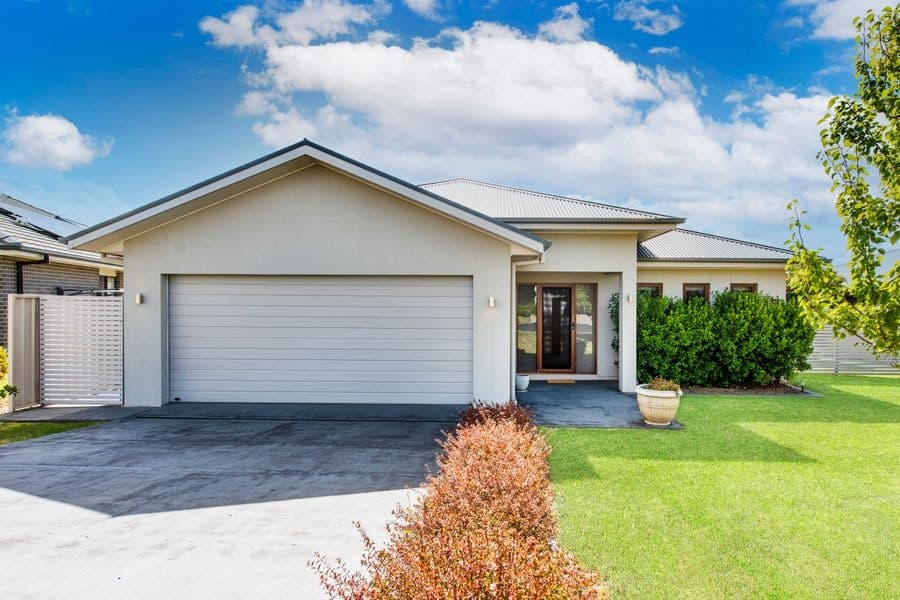 28 Bateman Avenue, Mudgee NSW 2850, Mudgee - Image 1