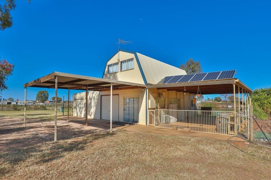 14 Yanco Road, Coomealla NSW 2717, Coomealla - Image 1
