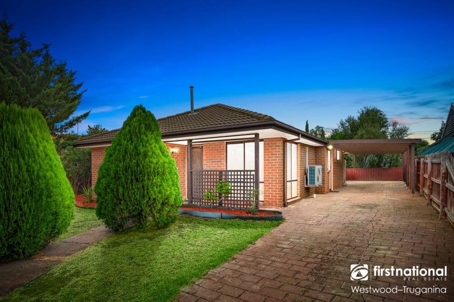 9 Seine Close, Werribee VIC 3030, Werribee - Image 1