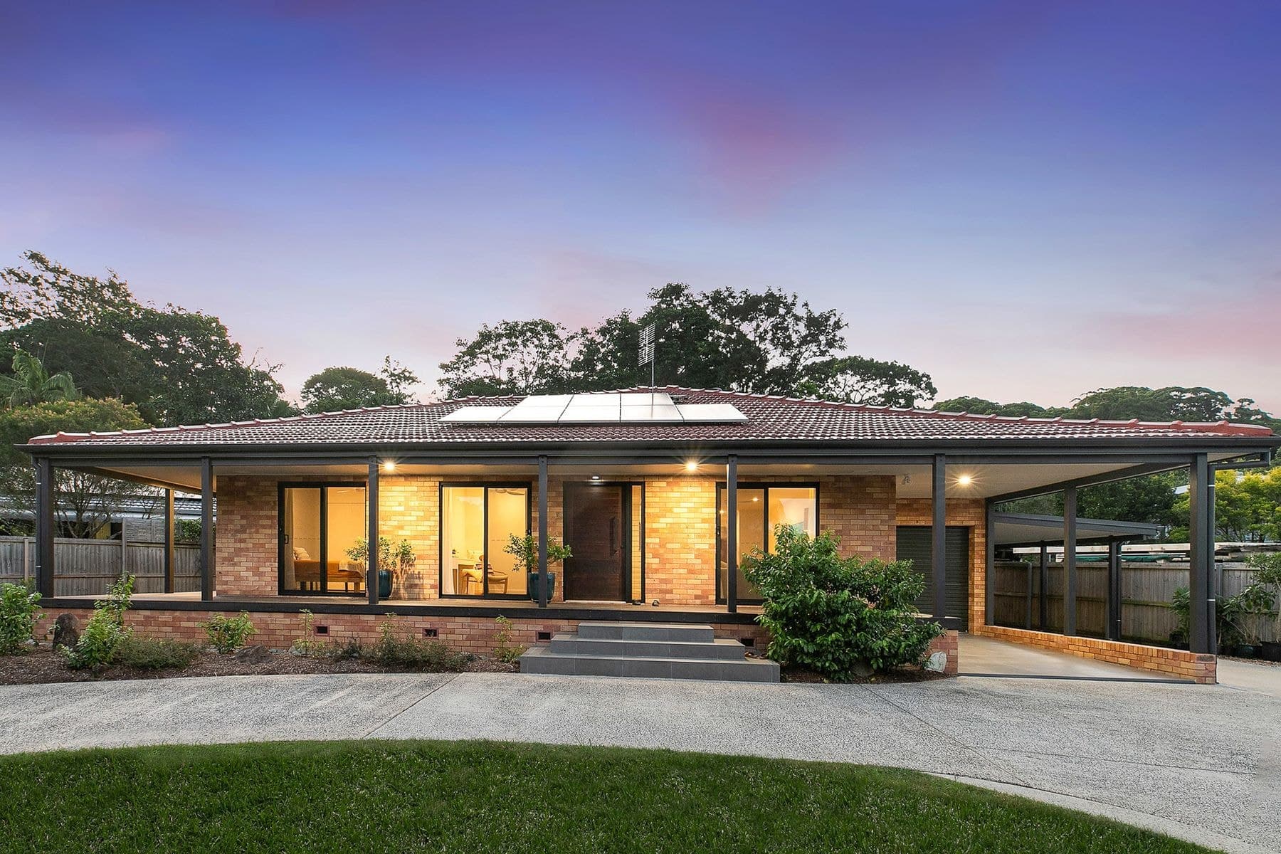 33 Coomburra Crescent, Ocean Shores NSW 2483, Ocean Shores - Image 1