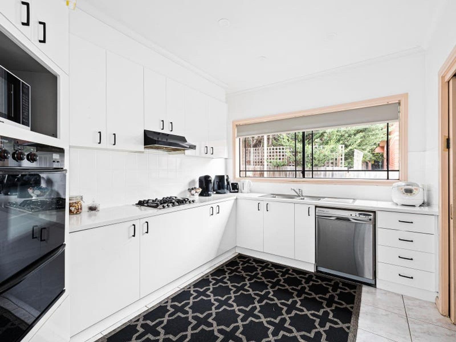 7 Omar Street, Templestowe Lower VIC 3107, Templestowe Lower - Thumbnail 2