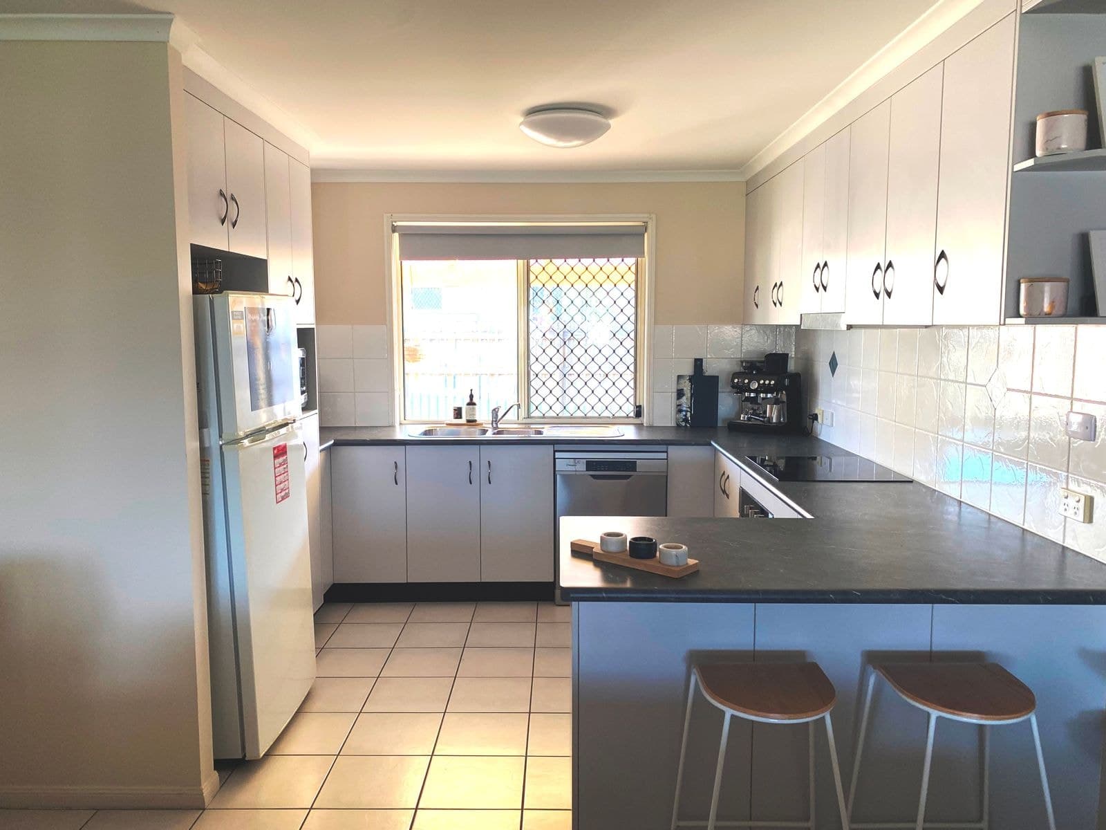 1 Fiona Court, Mount Pleasant QLD 4740, Mount Pleasant - Thumbnail 6