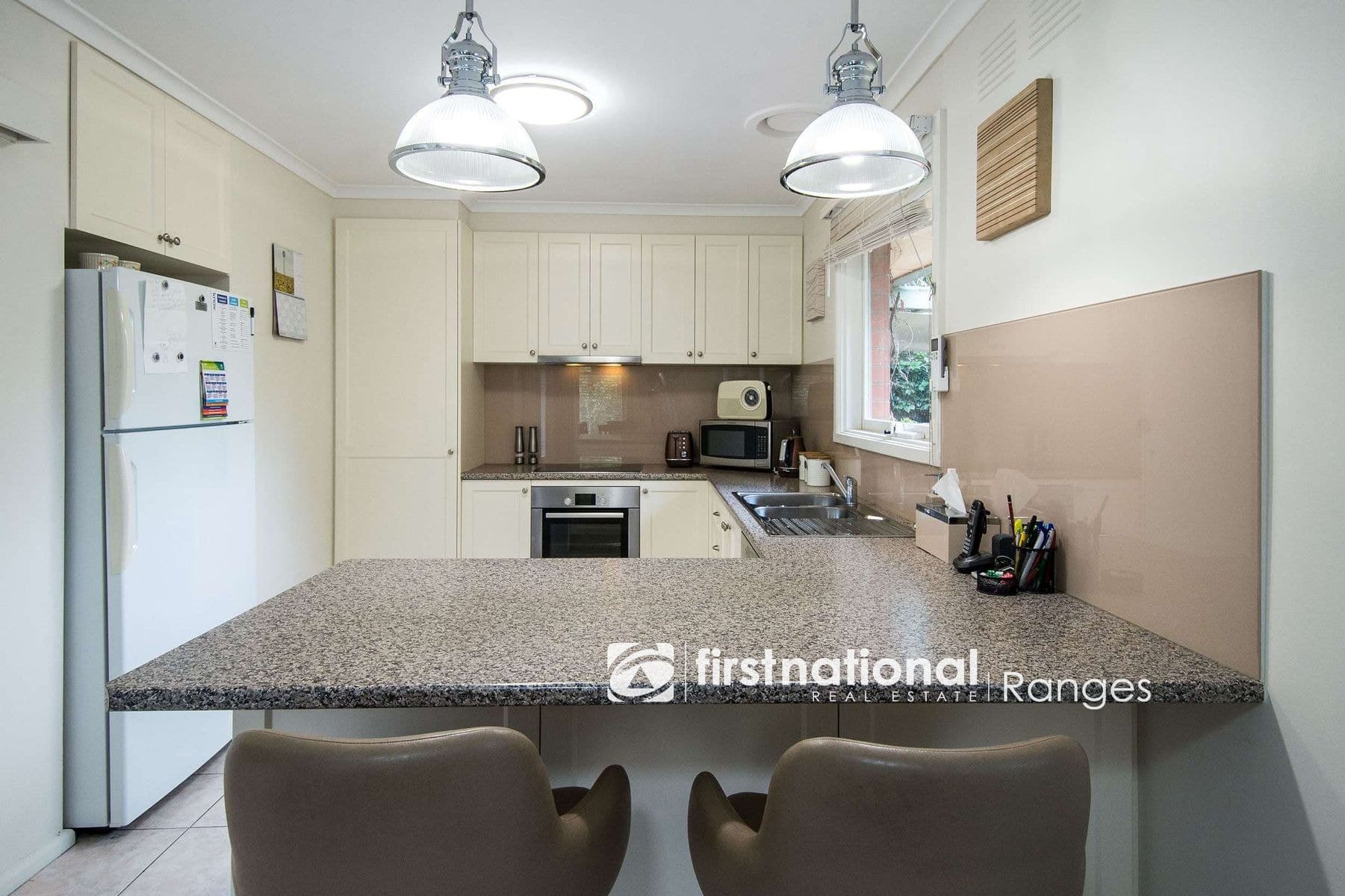 13 Philip Road, Knoxfield VIC 3180, Knoxfield - Thumbnail 7