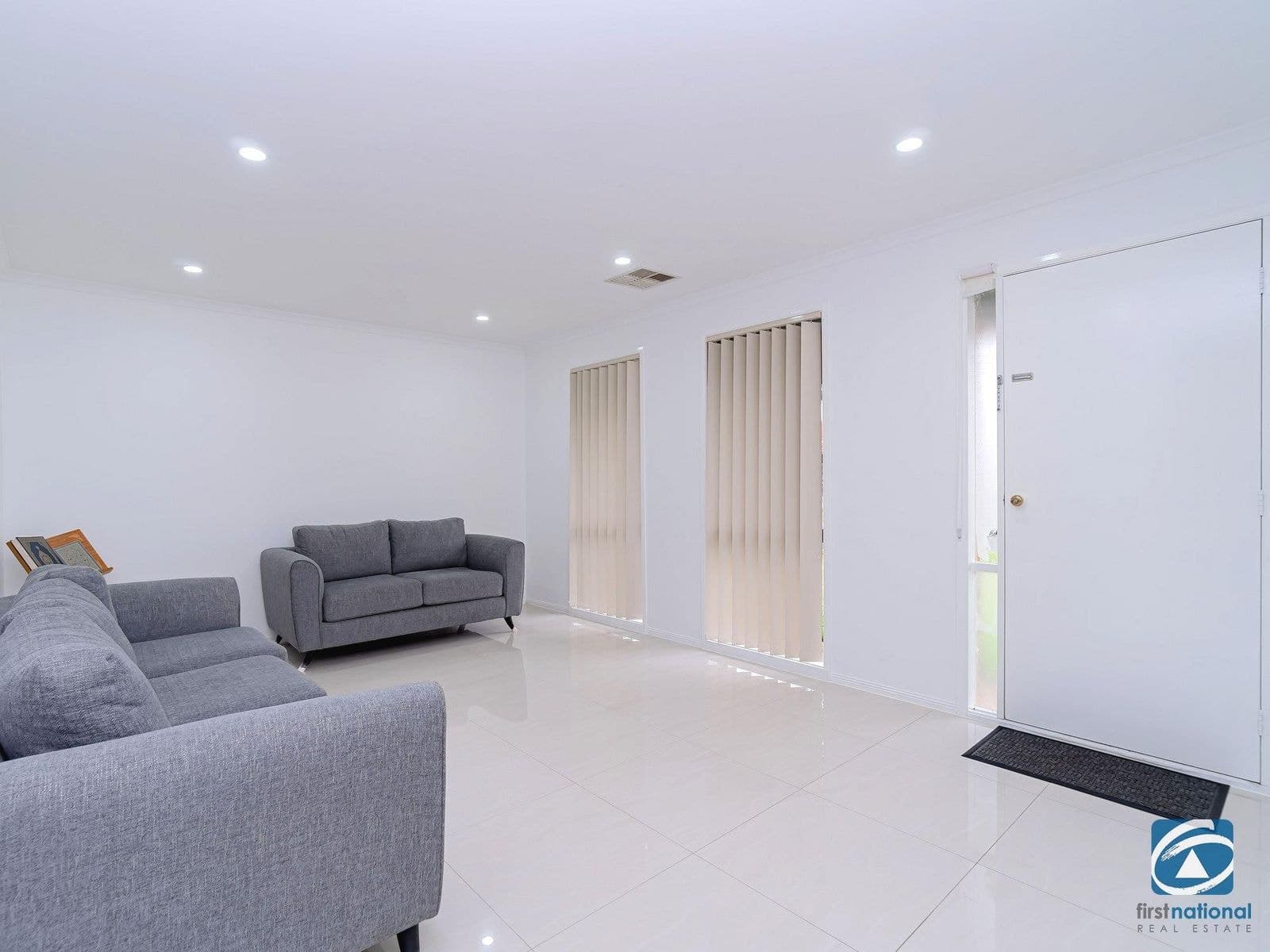 16 Phoenix Court, Roxburgh Park VIC 3064, Roxburgh Park - Thumbnail 3