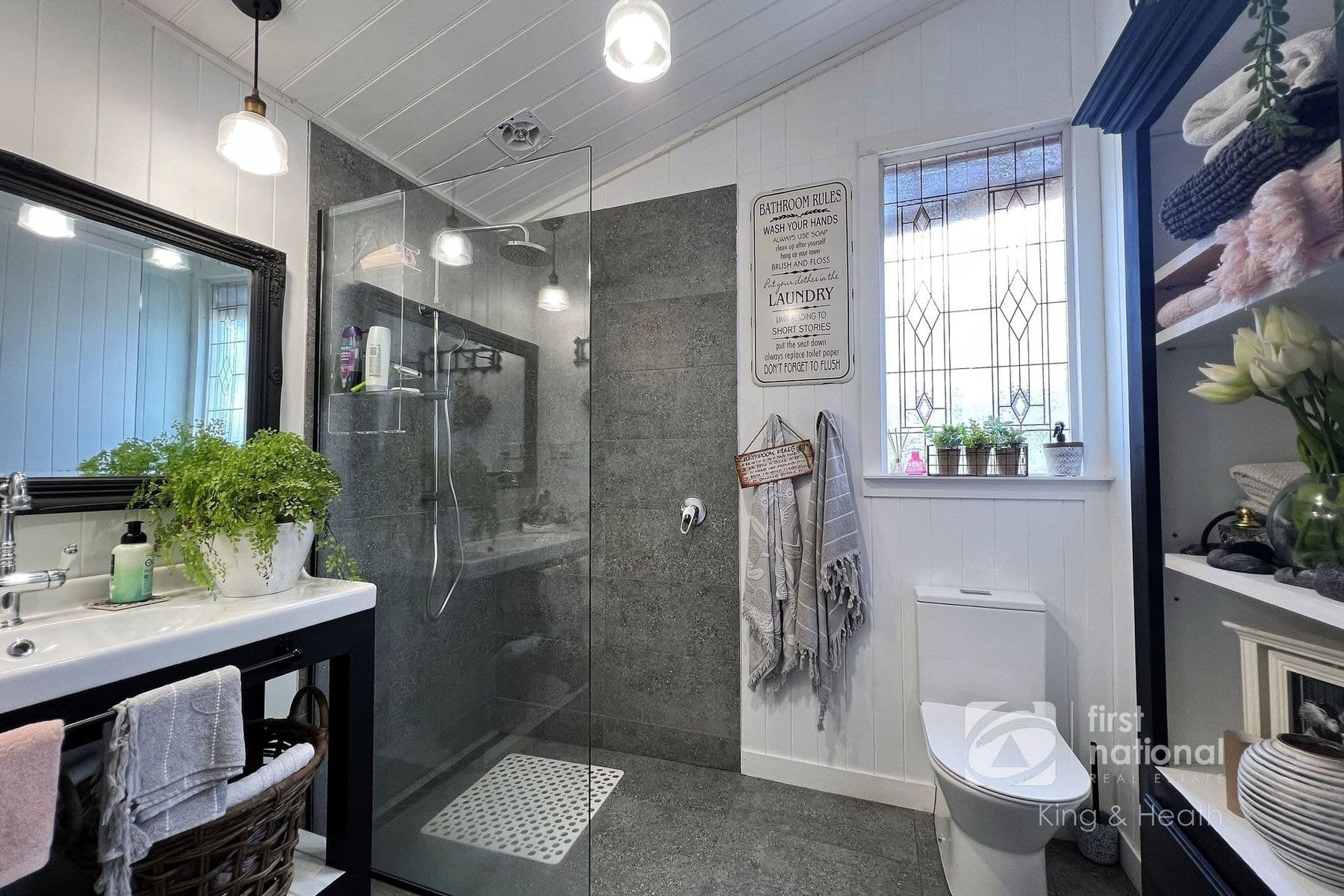 73 Pearson Street, Bairnsdale VIC 3875, Bairnsdale - Thumbnail 4