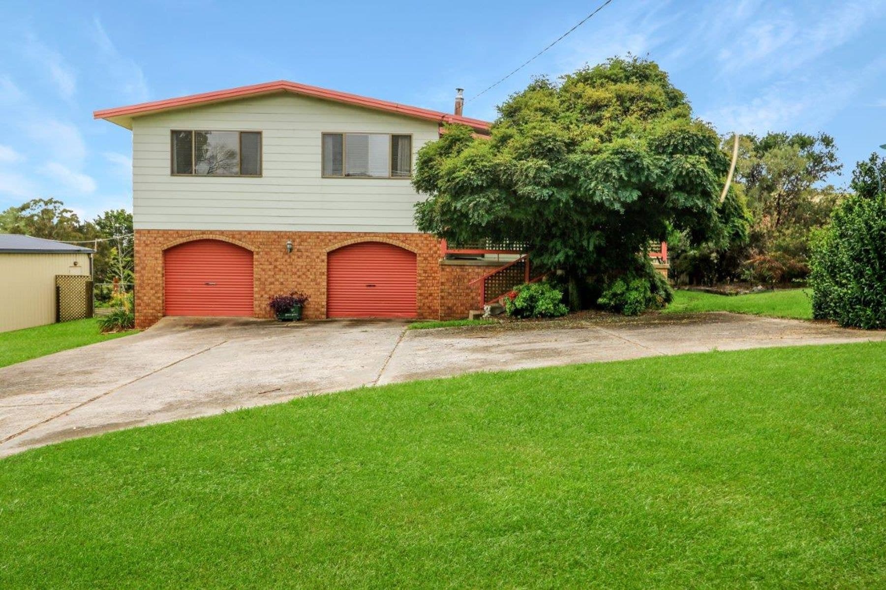 284 Meade Street, Glen Innes NSW 2370, Glen Innes - Image 1