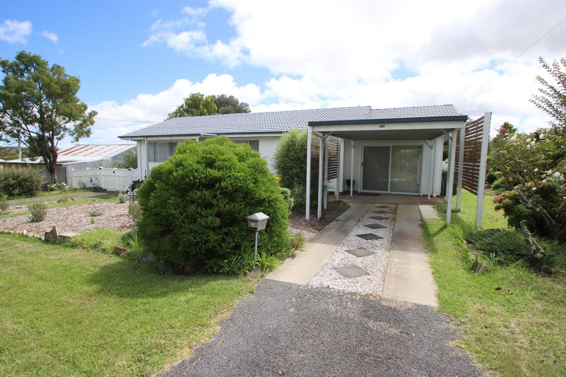 88 Martin Street, Tenterfield NSW 2372, Tenterfield - Thumbnail 2