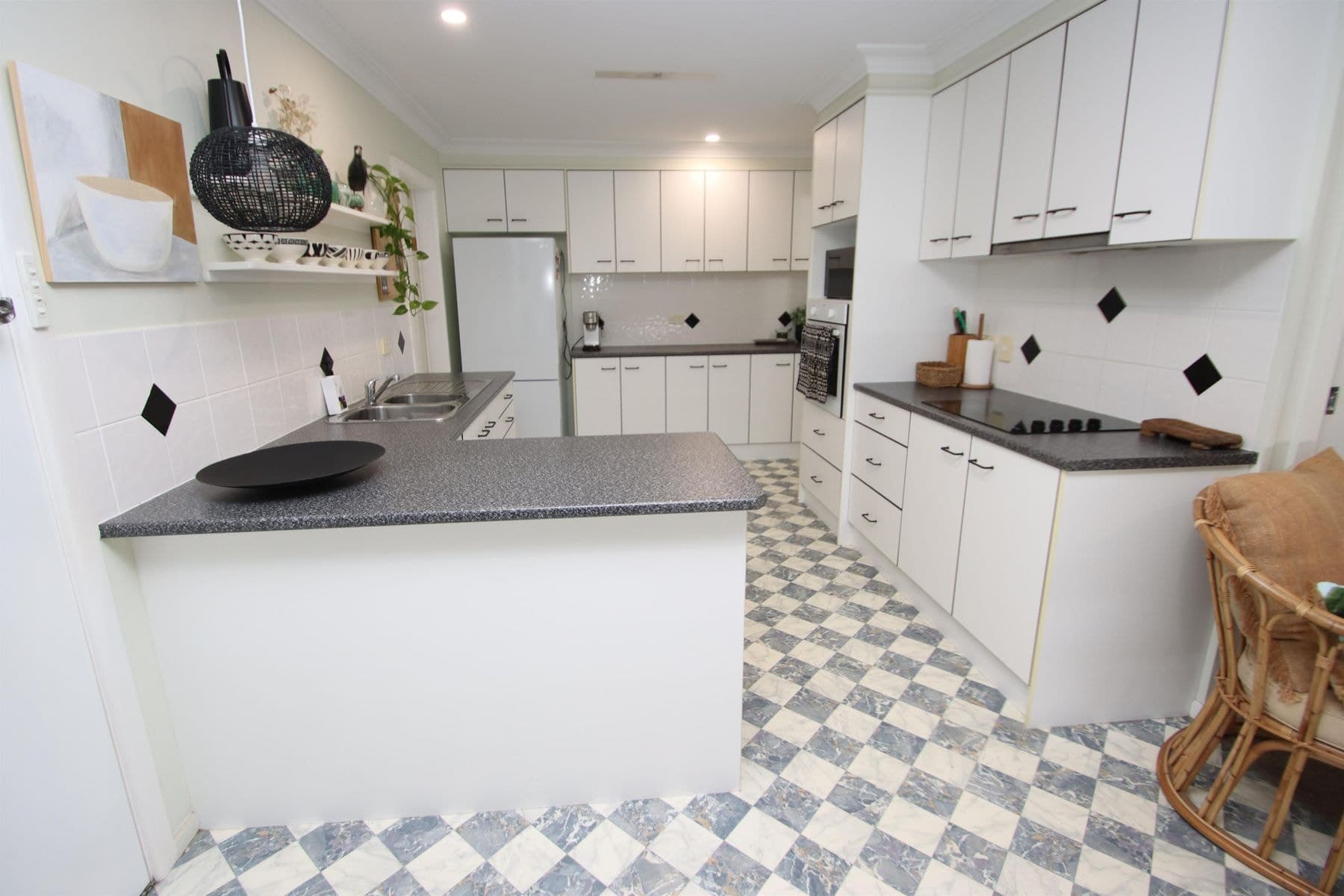 88 Martin Street, Tenterfield NSW 2372, Tenterfield - Thumbnail 5