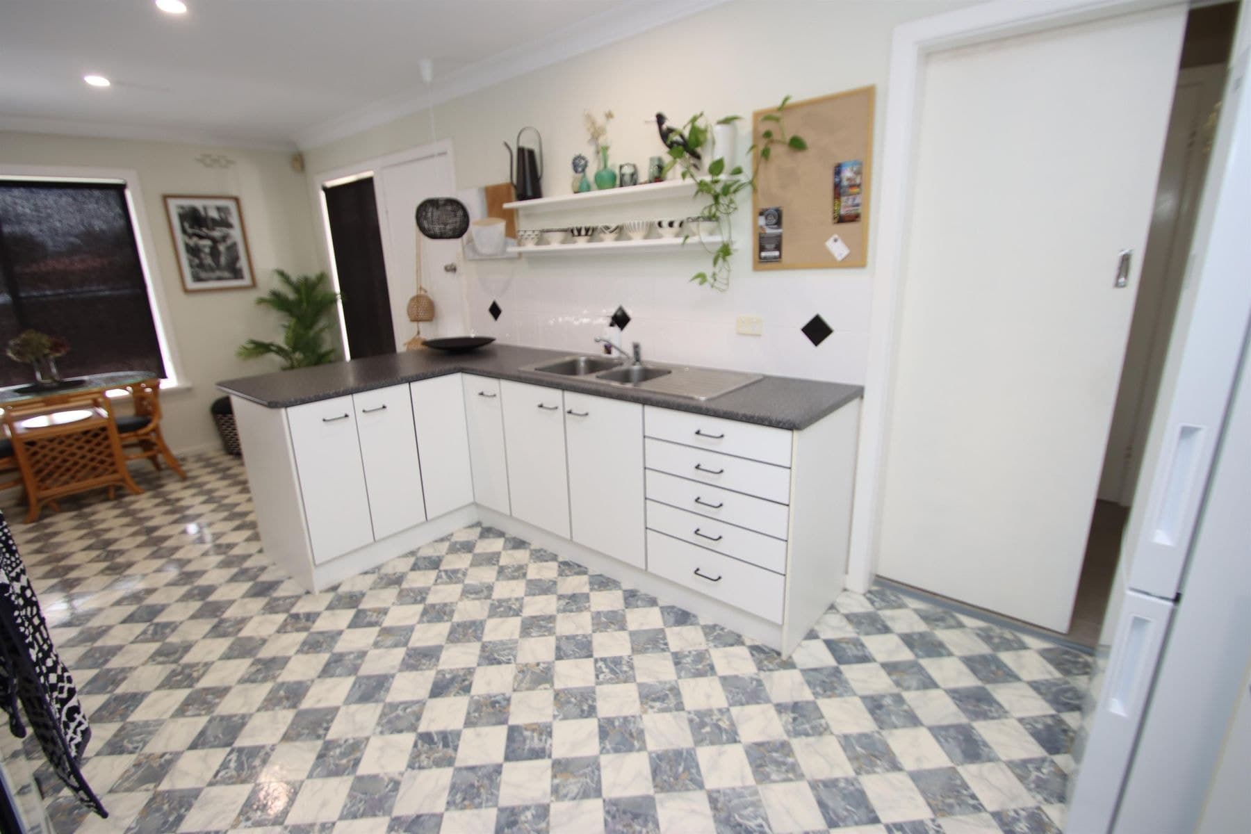 88 Martin Street, Tenterfield NSW 2372, Tenterfield - Thumbnail 6