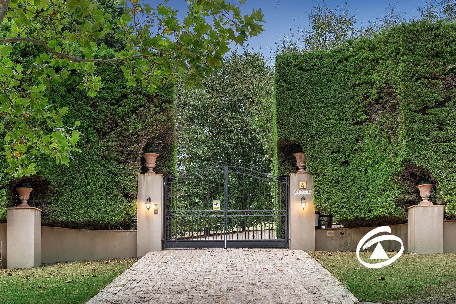 4 Bergner Court, Lysterfield VIC 3156, Lysterfield - Thumbnail 3