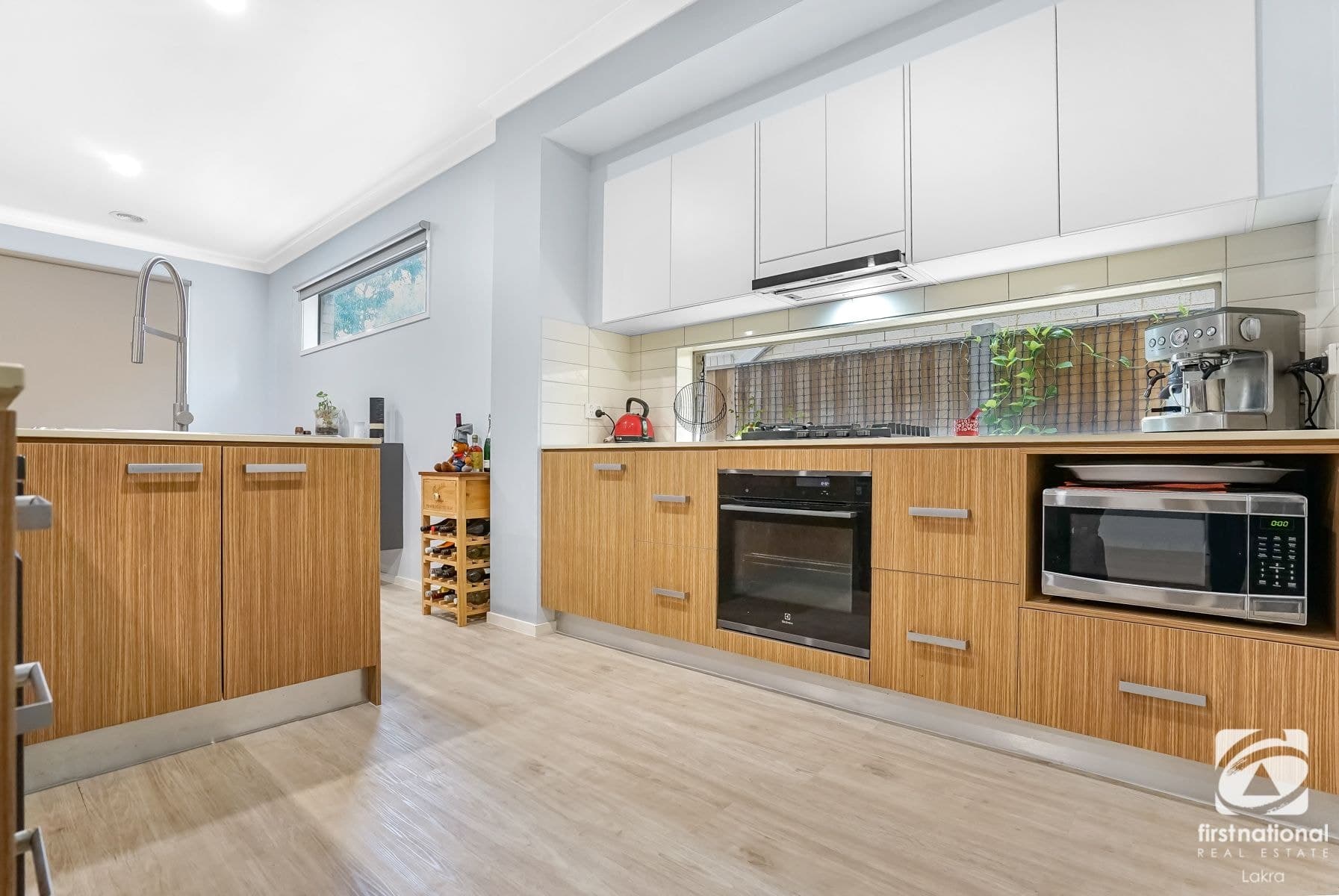 15 Broadbeach Circuit, Point Cook VIC 3030, Point Cook - Thumbnail 4