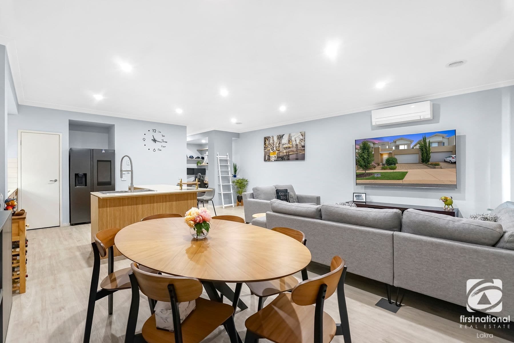 15 Broadbeach Circuit, Point Cook VIC 3030, Point Cook - Thumbnail 5
