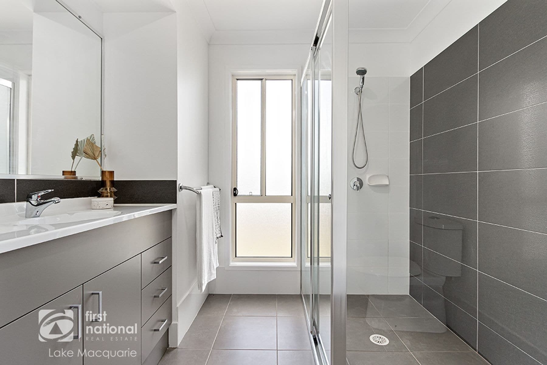 8 Boyne Crescent, Cameron Park NSW 2285, Cameron Park - Thumbnail 4